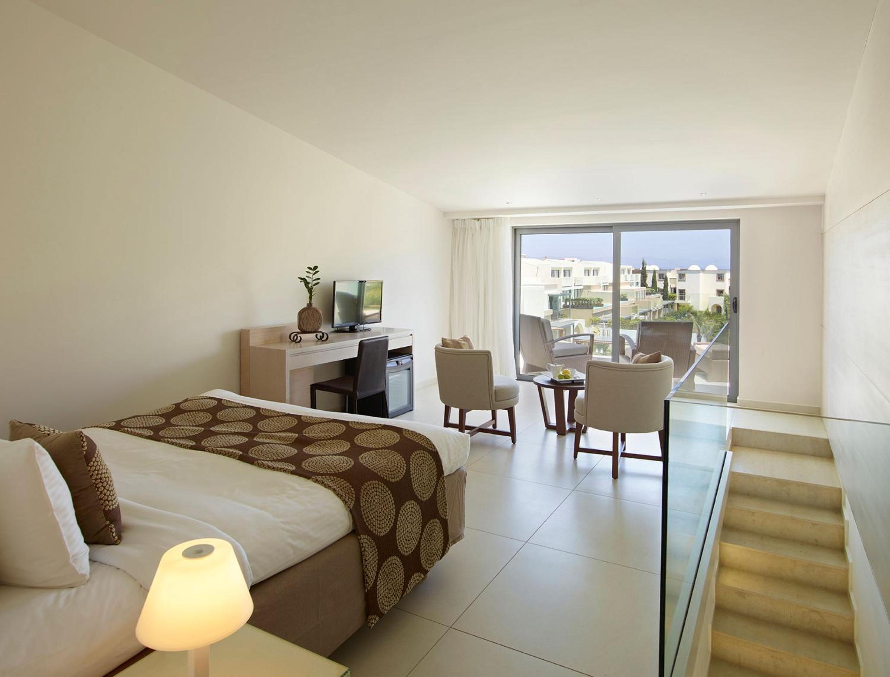 Premium Double Room with Spa Bath and Garden View