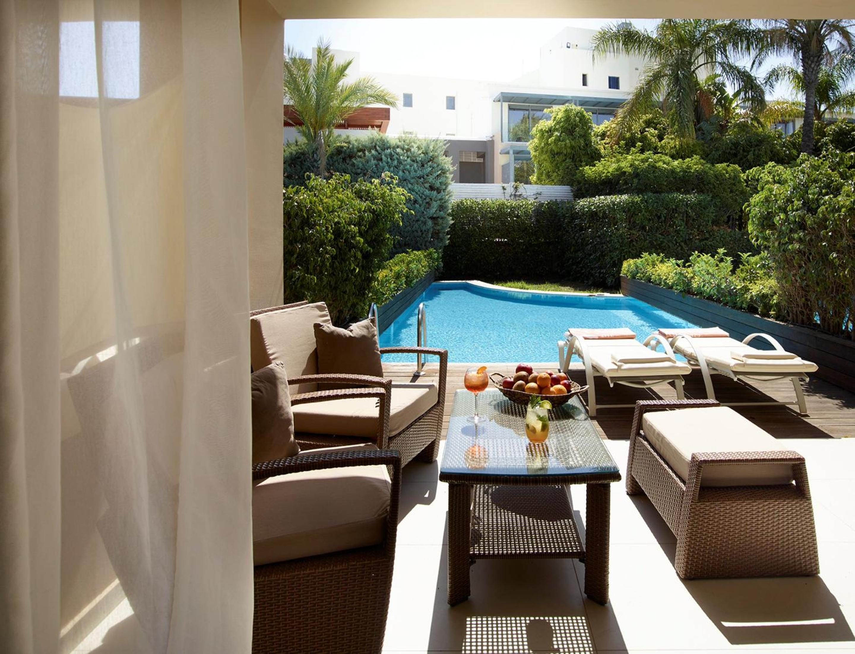 Grand Suite with Private Pool thumbnail 5