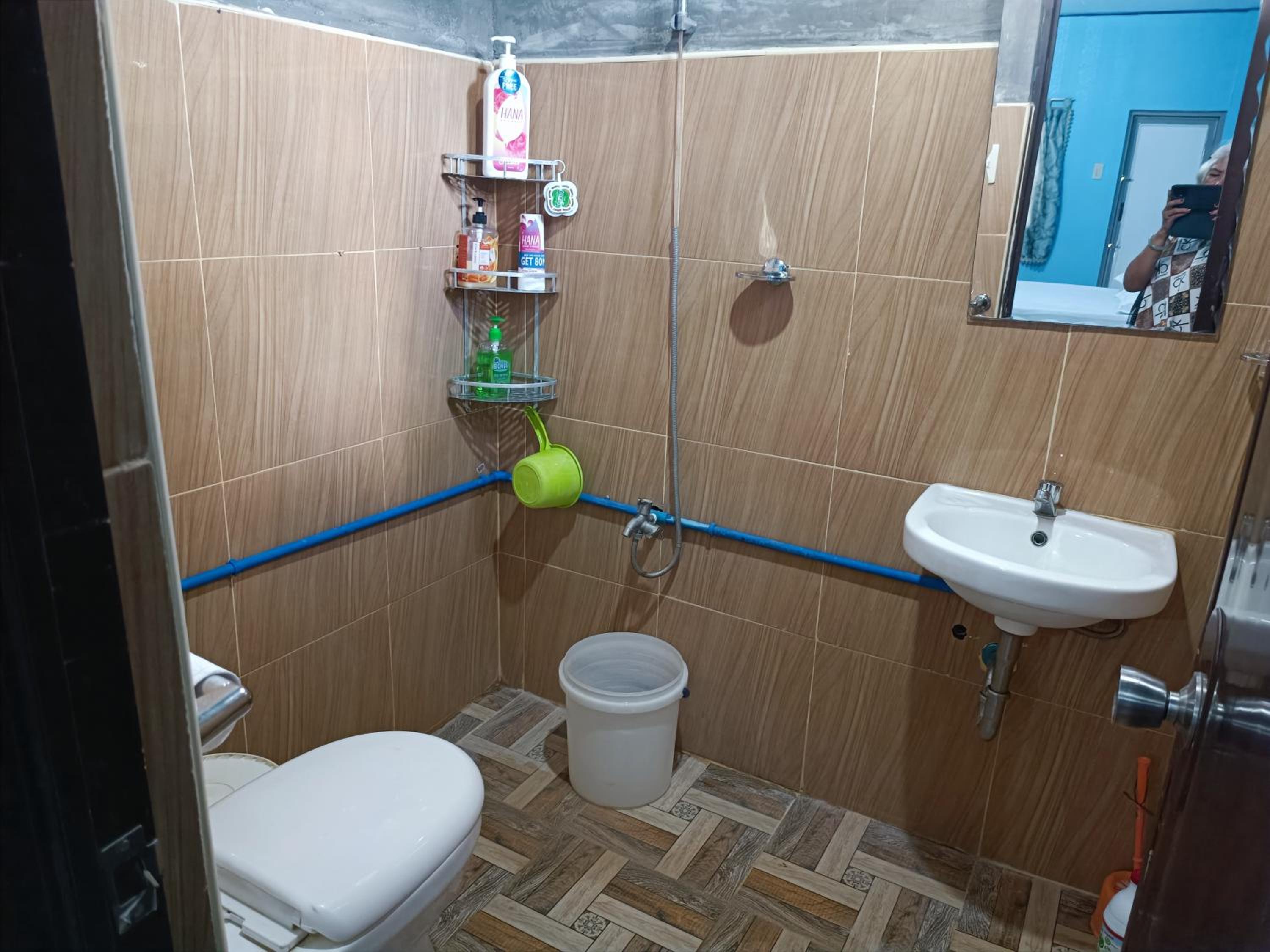 Comfort Triple Room with Shower - Photo 8