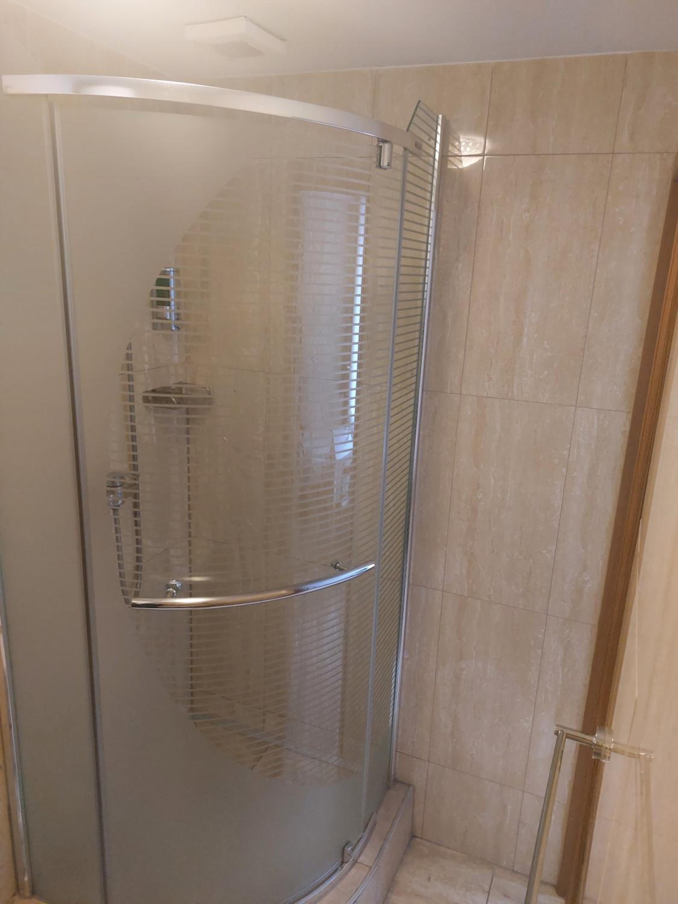 Small Single Room photo 3