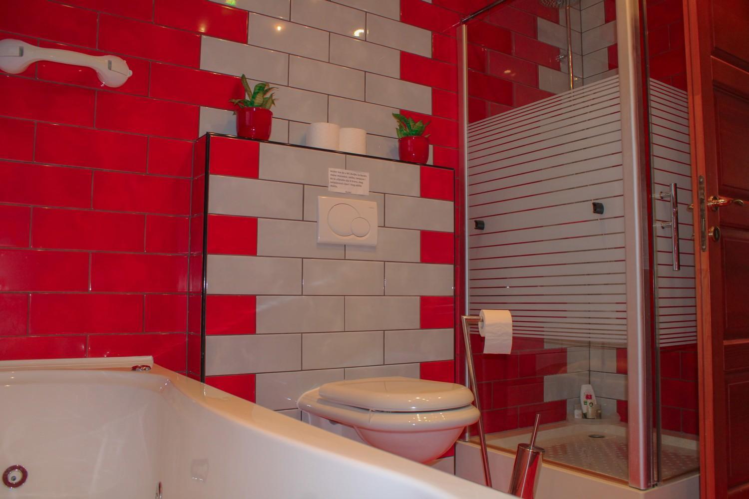Three-Bedroom House - Photo 17