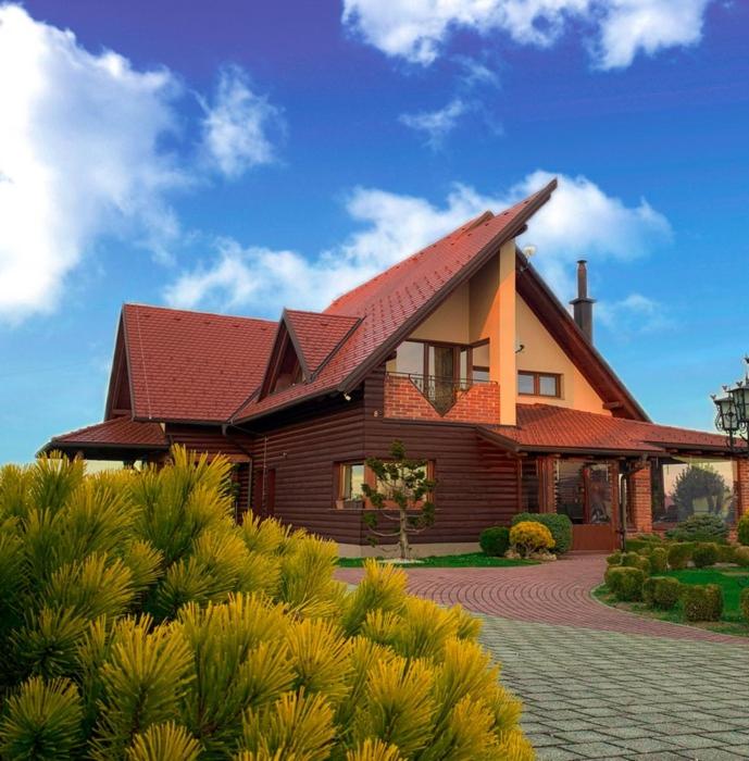 Three-Bedroom House - Photo 9