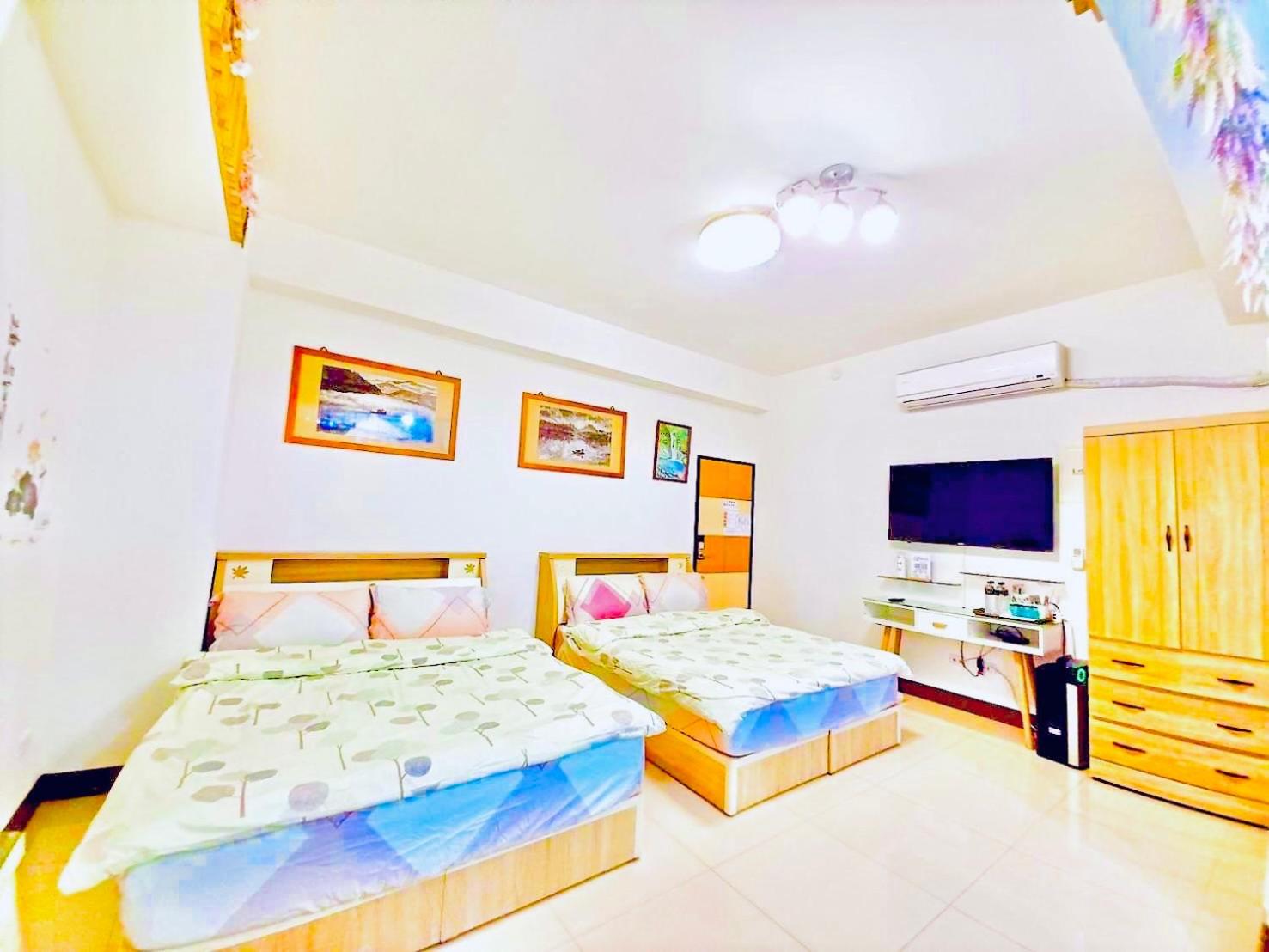 Classic Quadruple Room photo 2