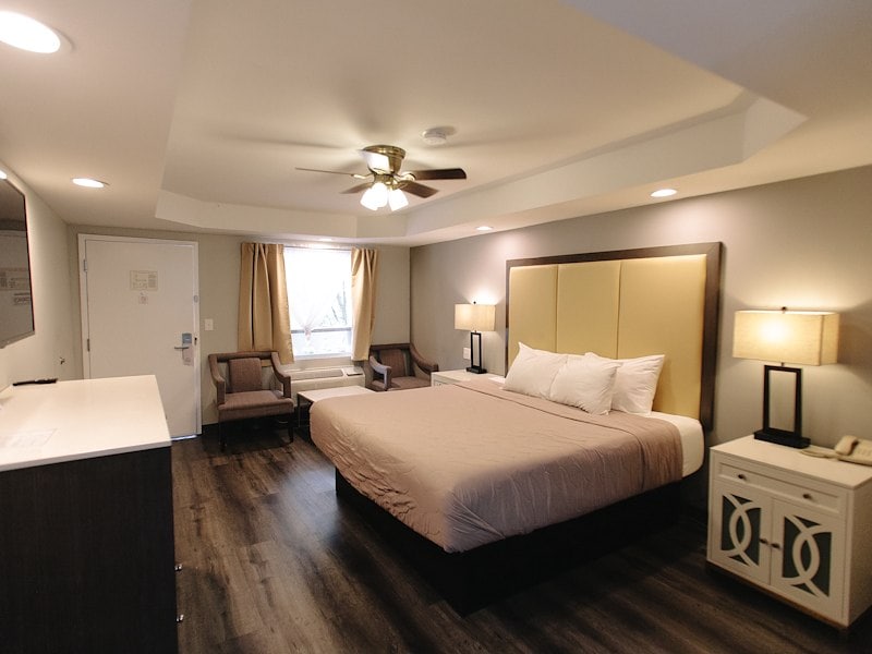 King room, Disability Access