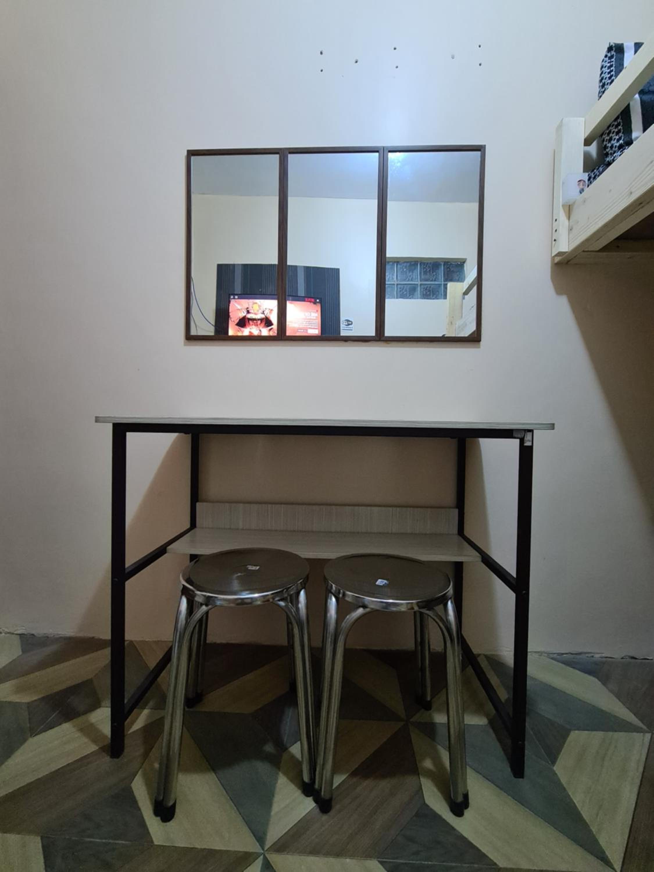 Studio - Photo 18