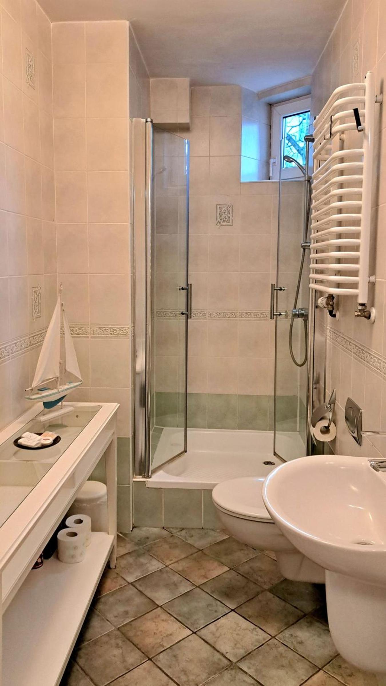Apartment - Photo 3