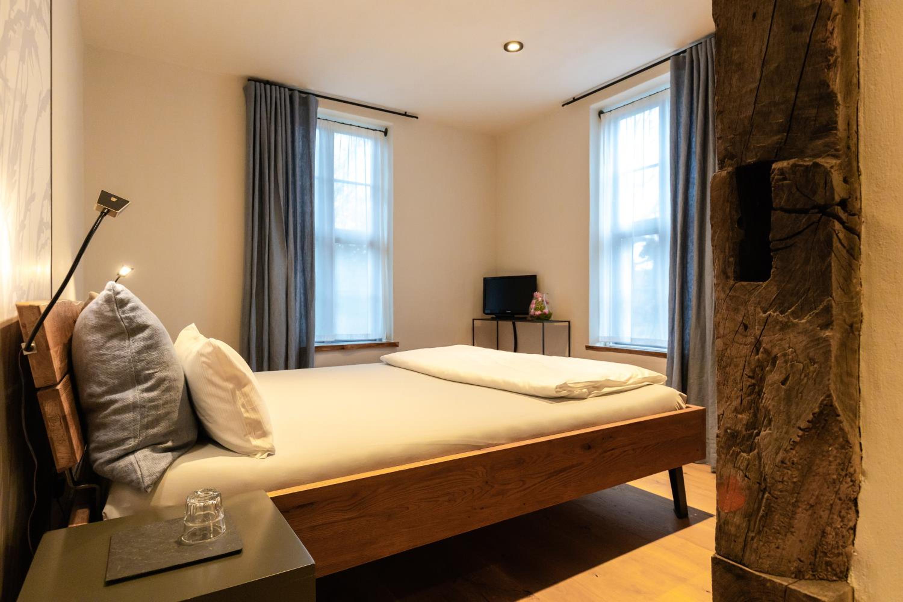 Double Room with Garden View - Photo 5