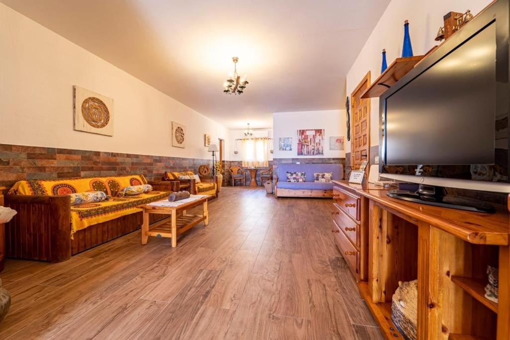 Casa de cinco habitaciones
