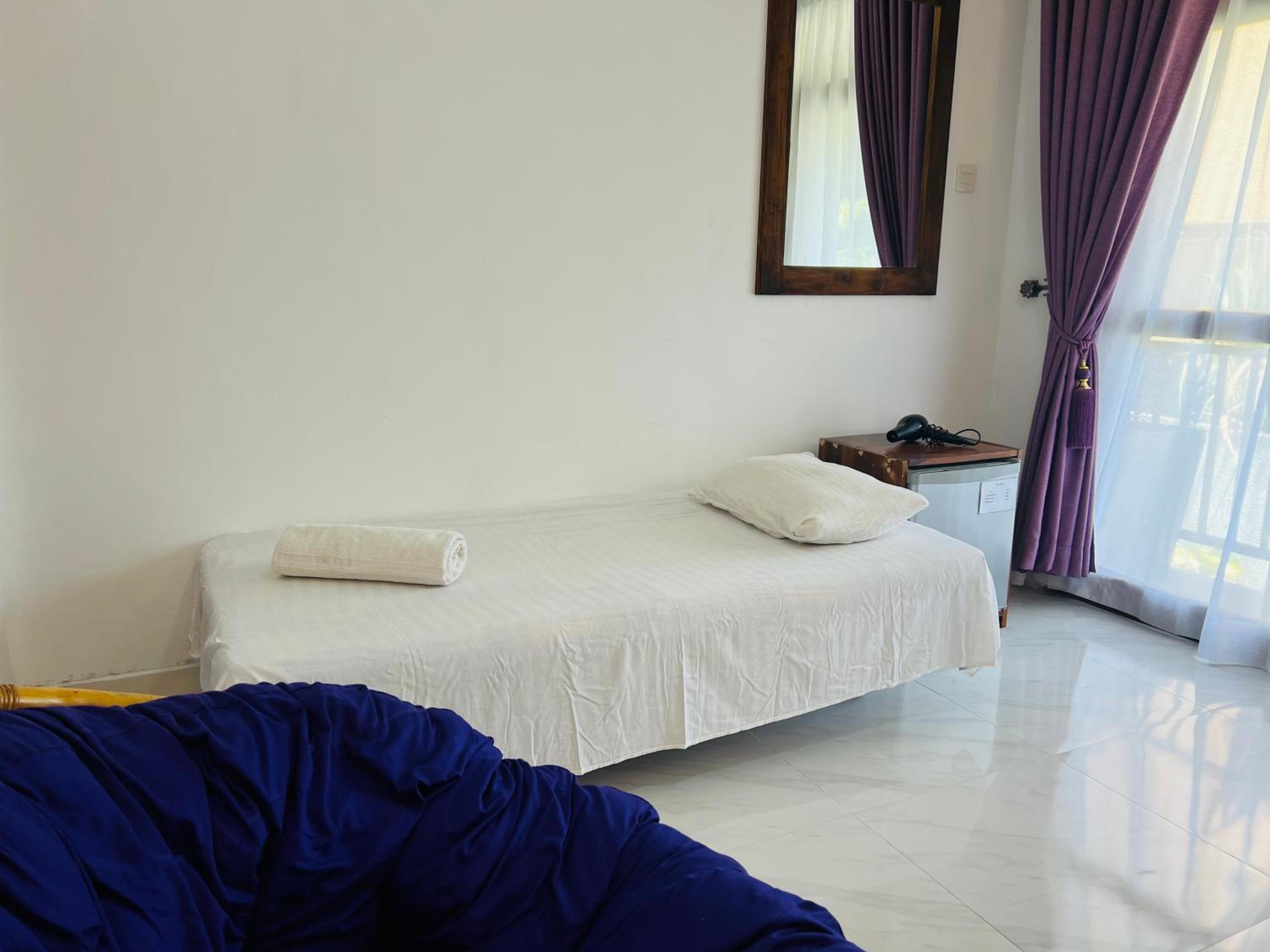 Triple Room with Balcony