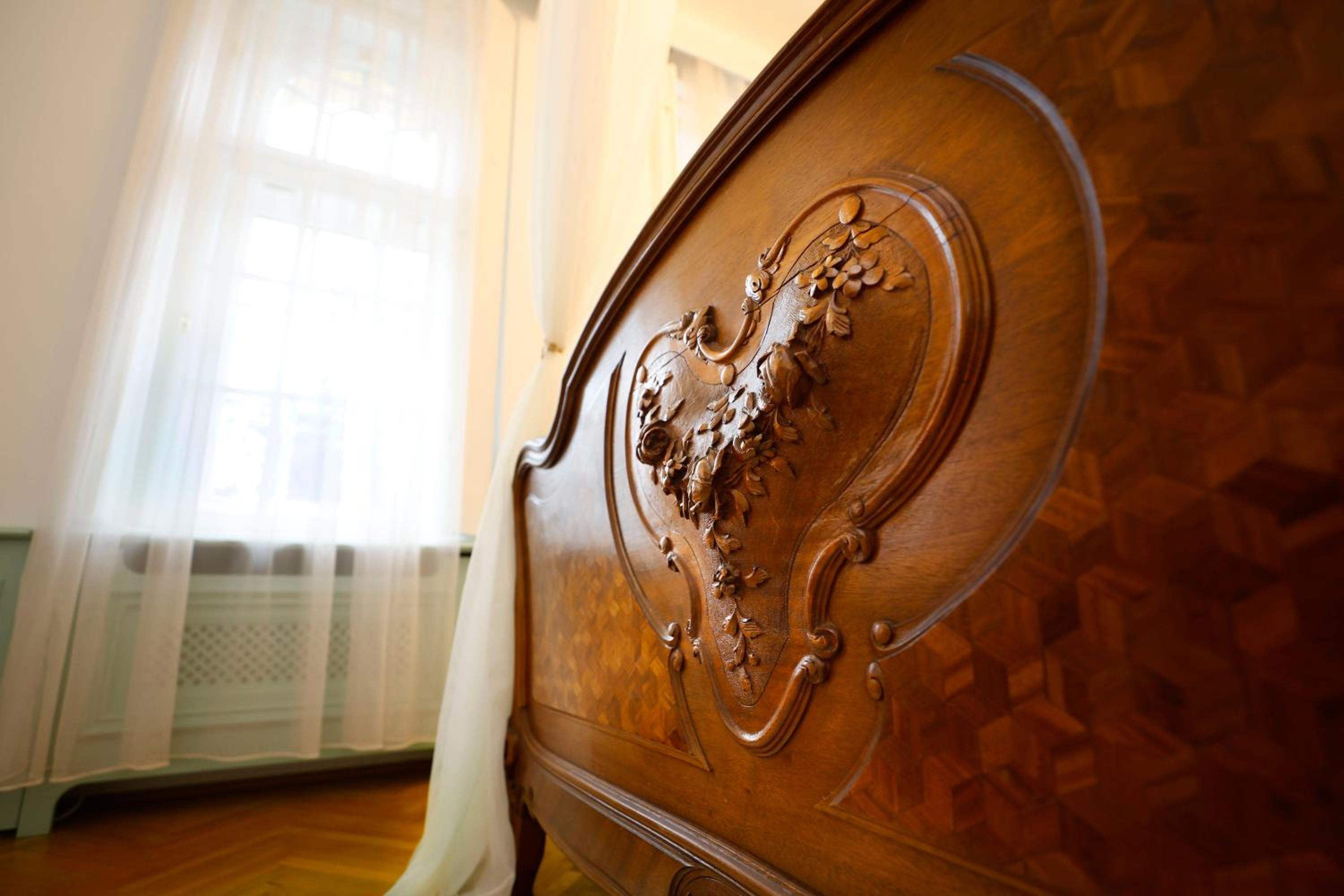 Deluxe Queen Room photo 2