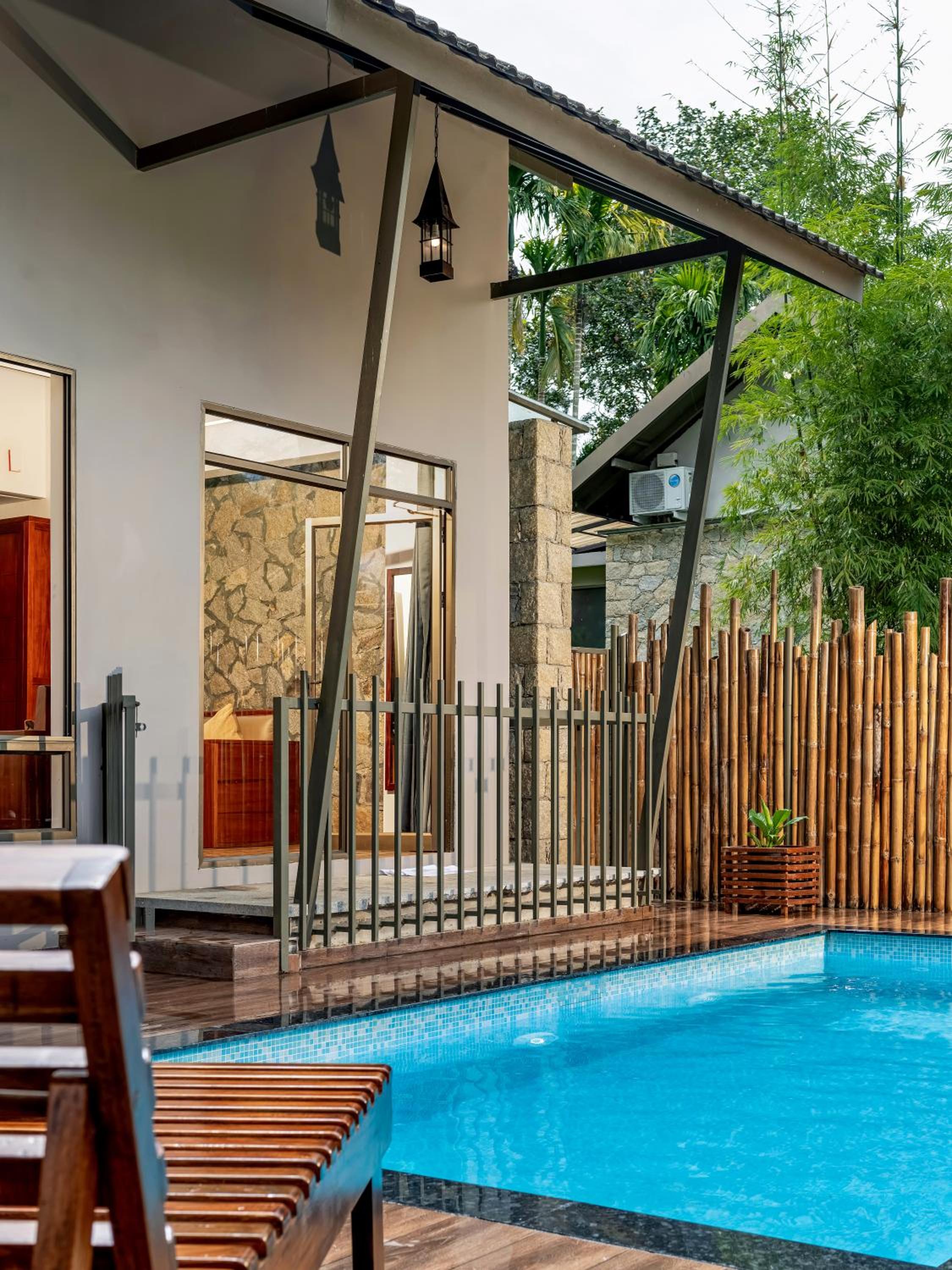 Villa with Private Pool - Photo 7