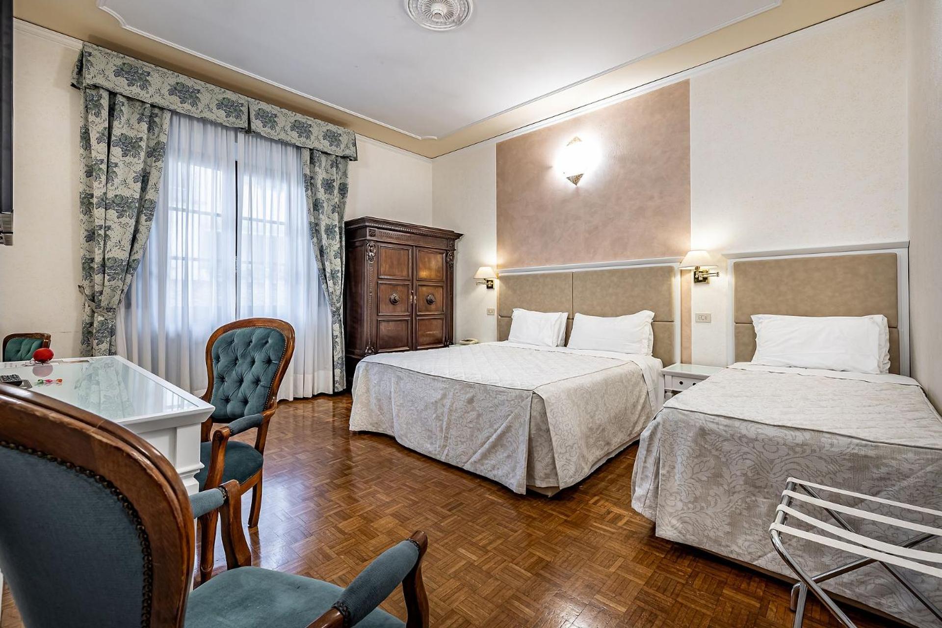 Triple Room - Photo 2