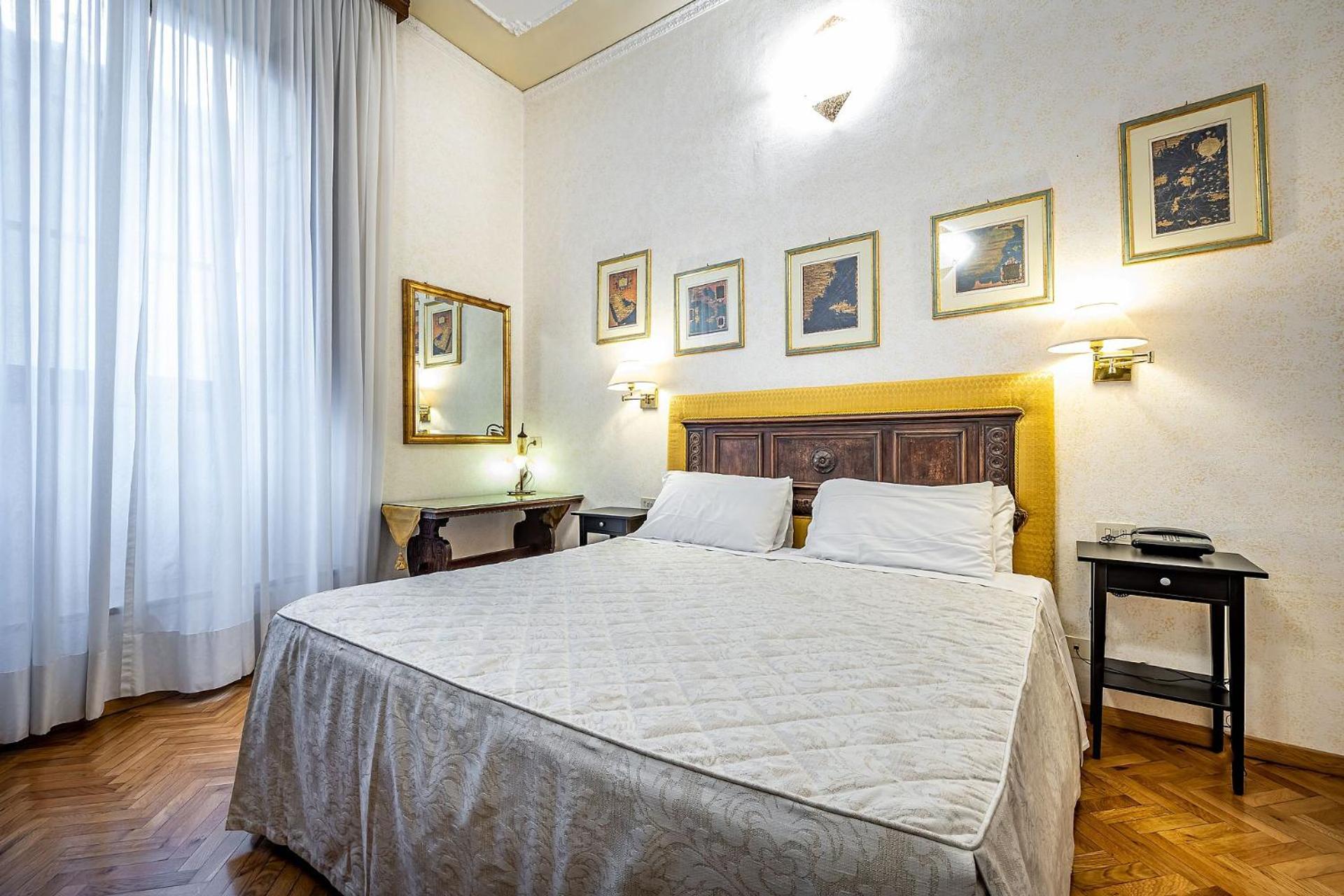 Double Room - Photo 4