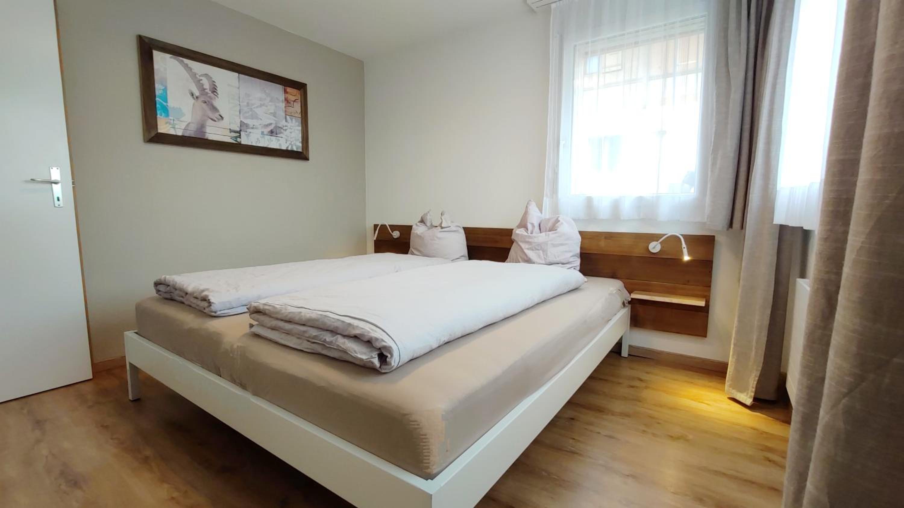 Apartment with Lake View photo 3