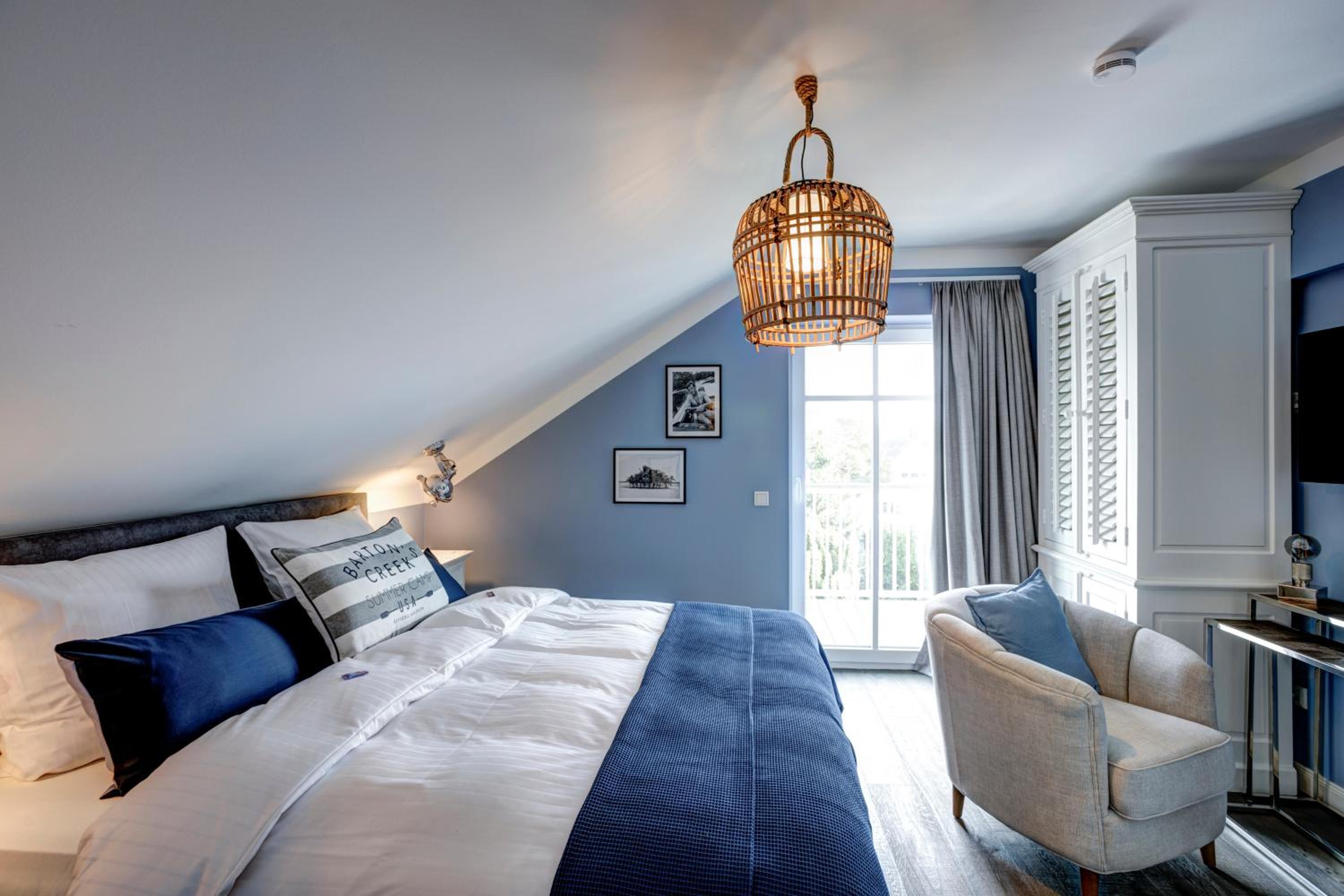 Junior Suite with Balcony photo 2