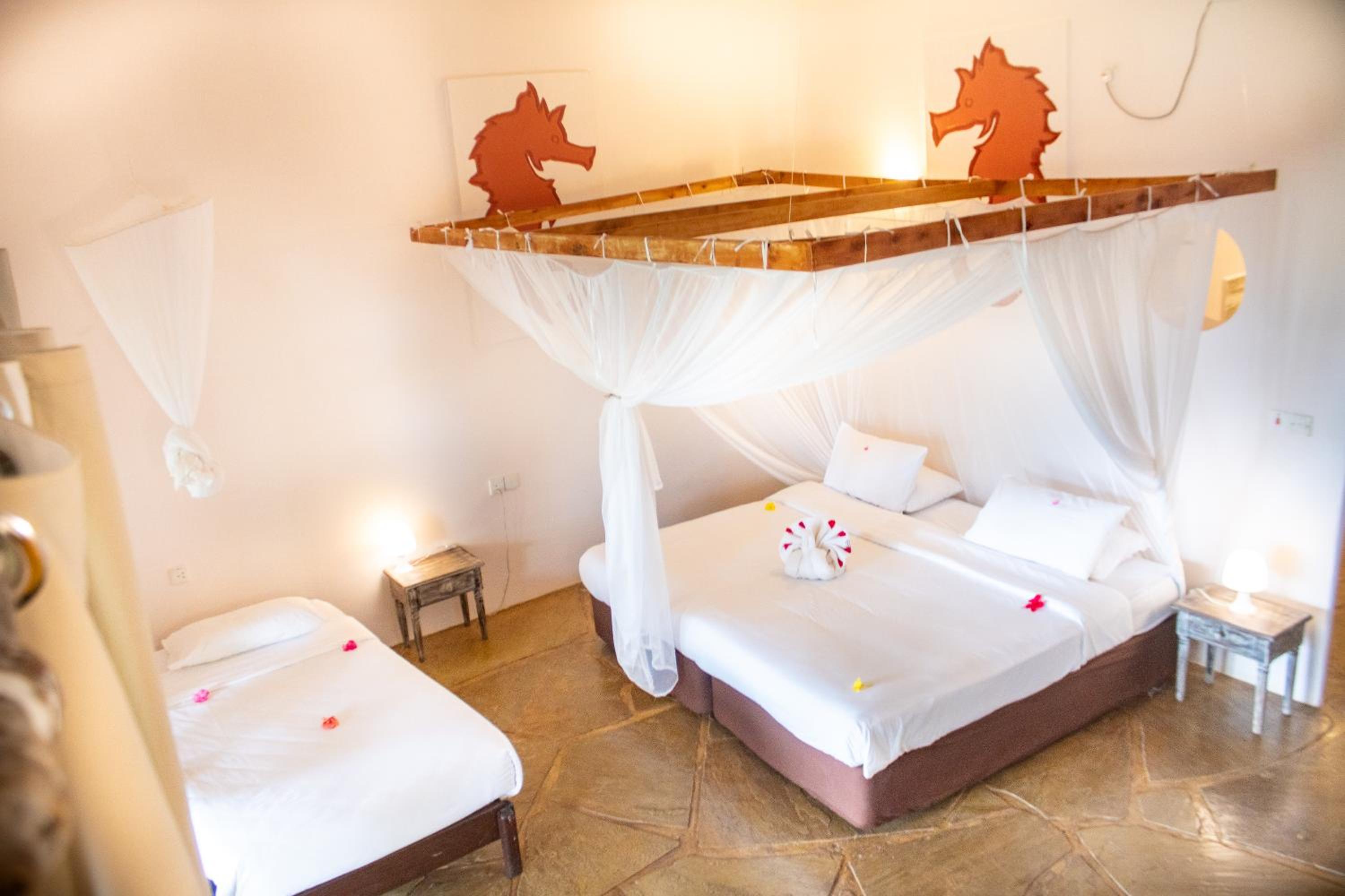 Triple Room with Sea View - Photo 6