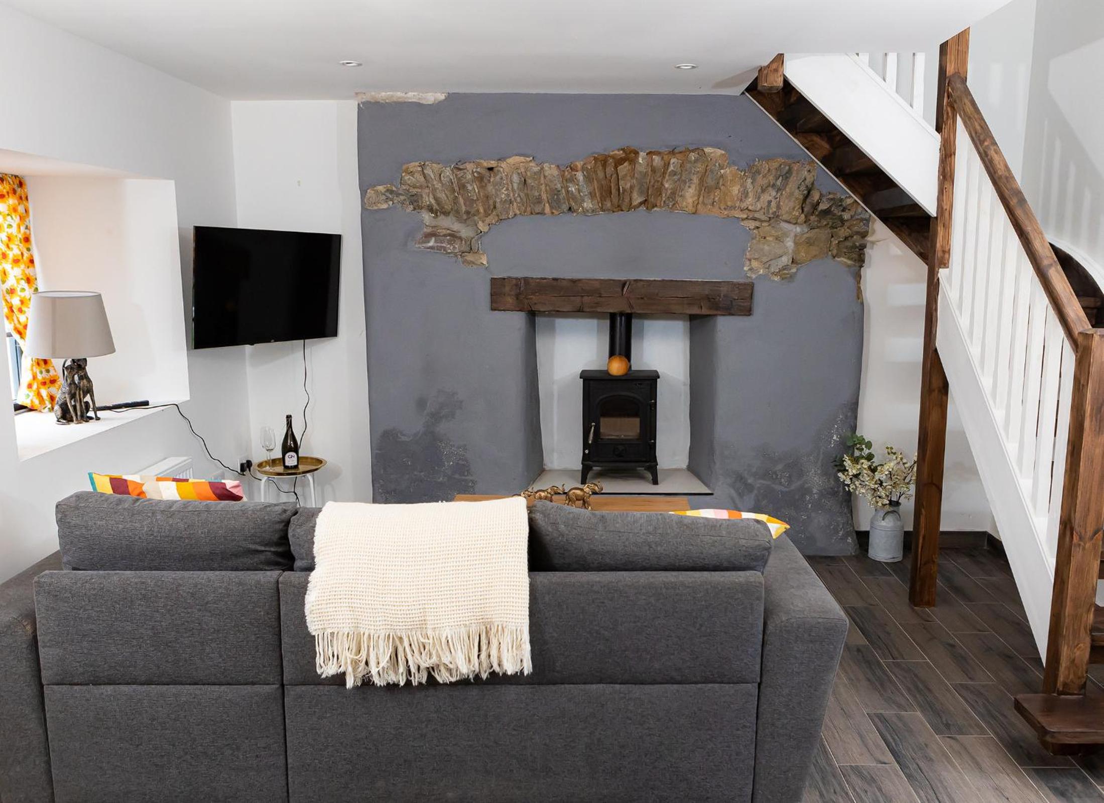 One-Bedroom House photo 1
