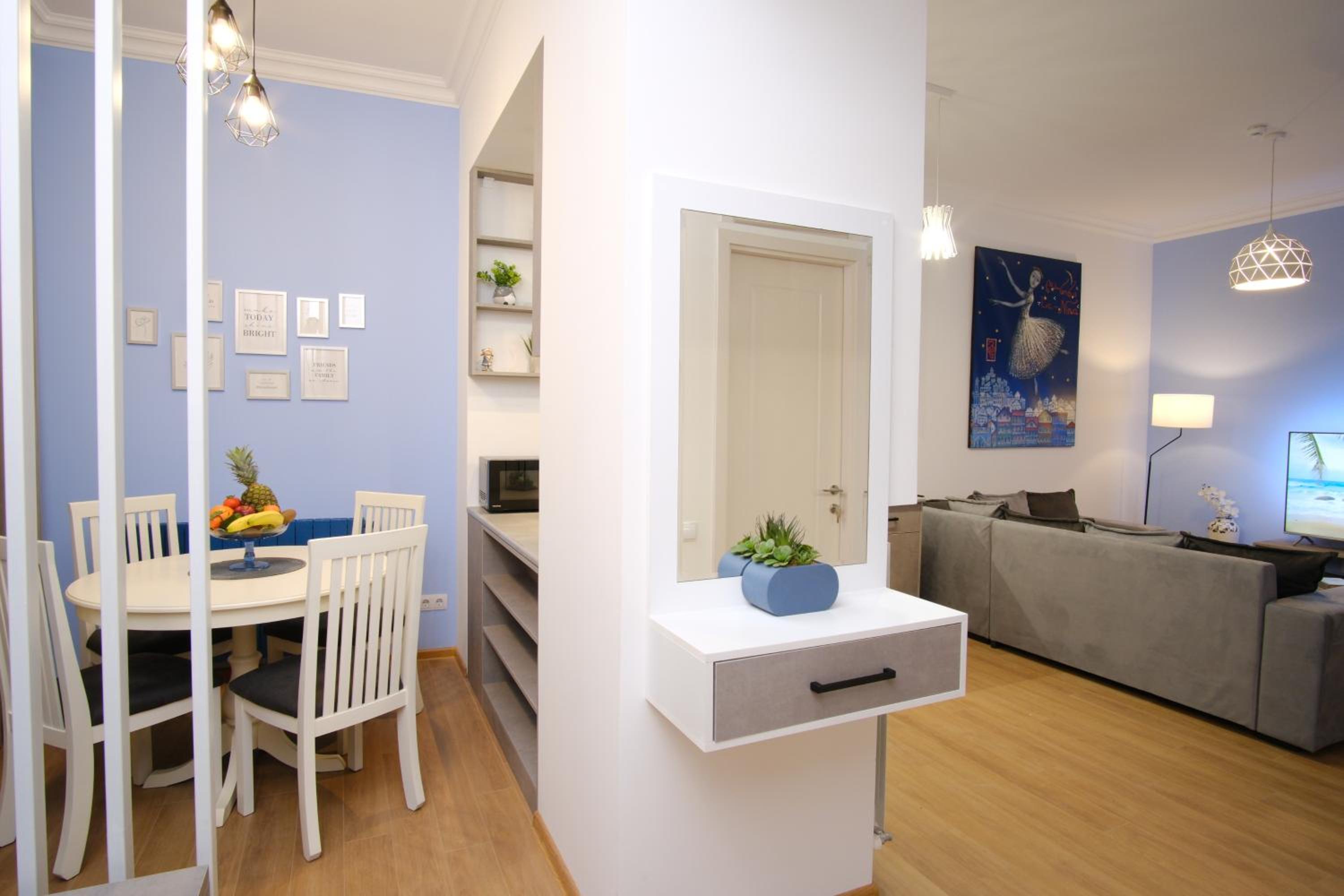 One-Bedroom Apartment - Photo 9