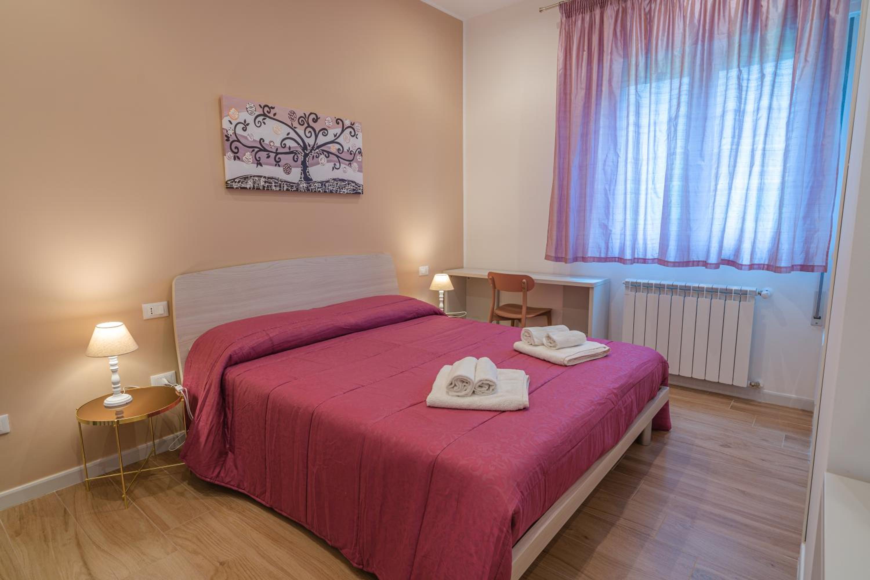 Double Room With Private Bathroom photo 2