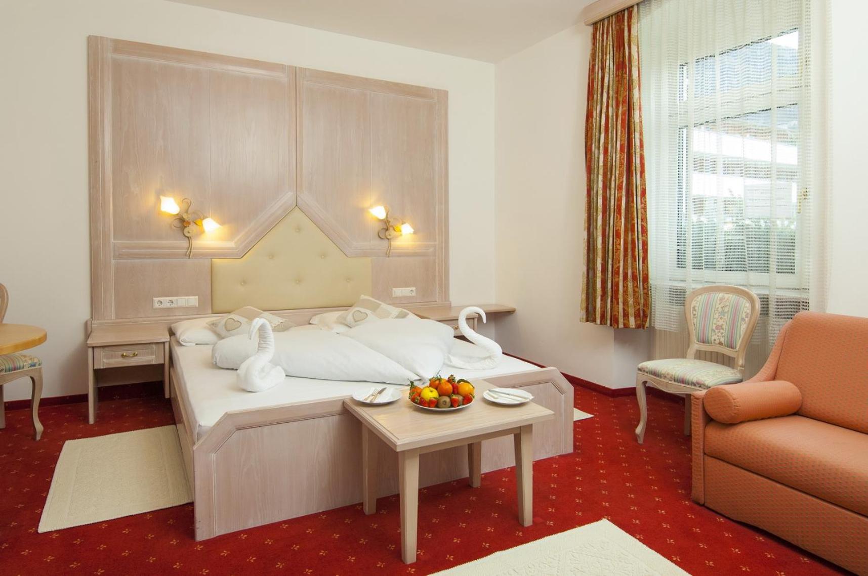 Double or Twin Room - Photo 4