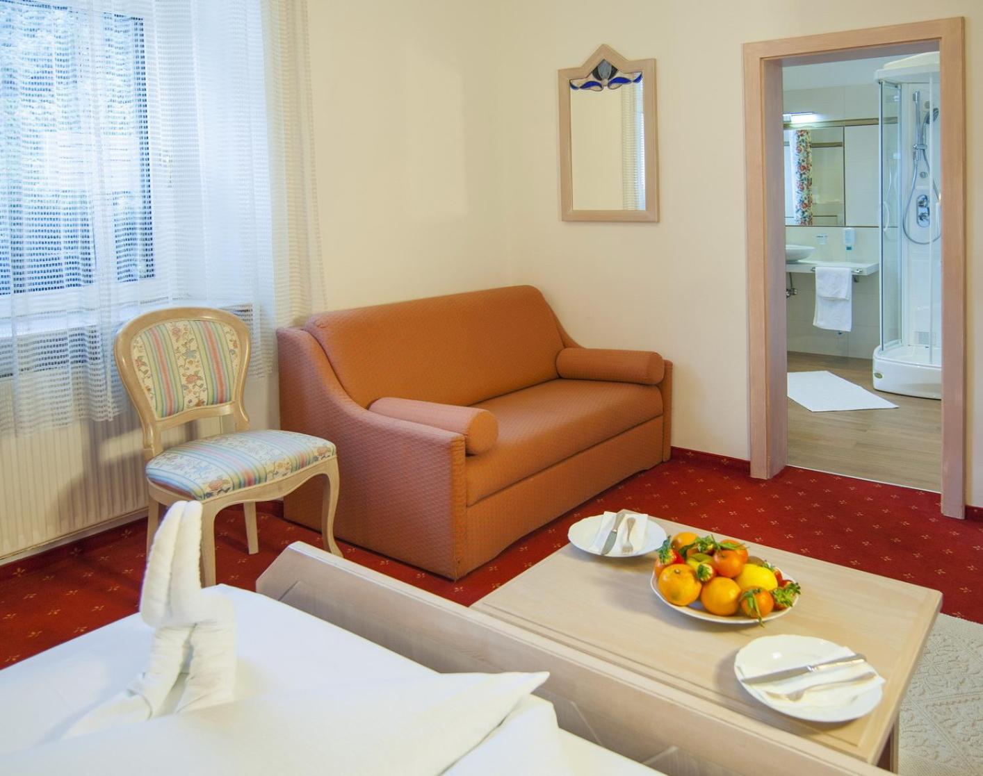 Double or Twin Room - Photo 6