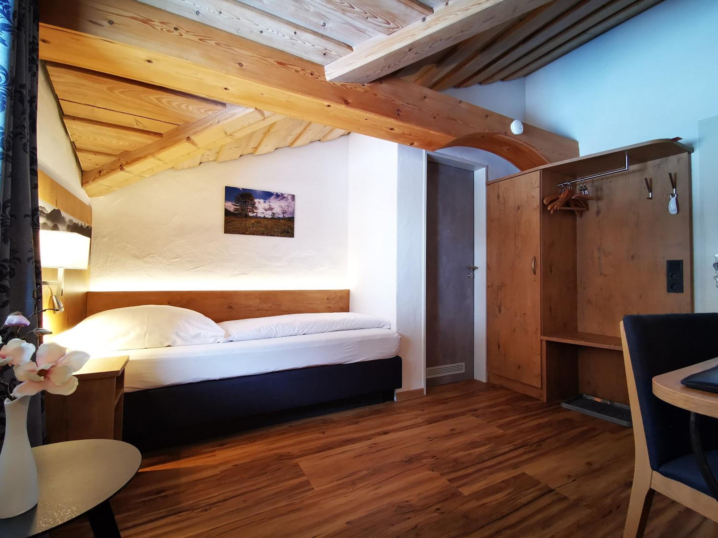 Single Room photo 3