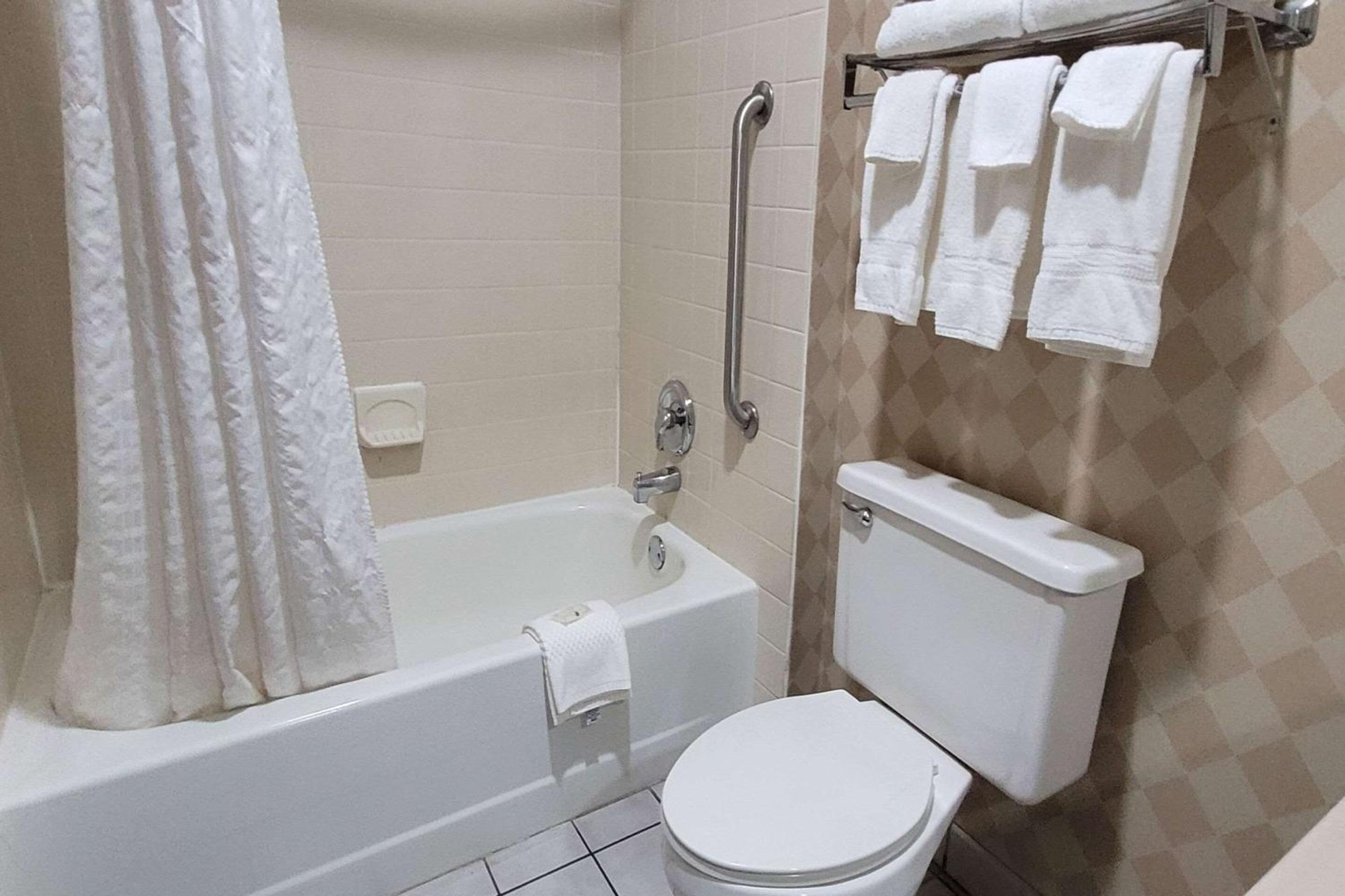Quality Inn & Suites Columbia I-70, 사진 6