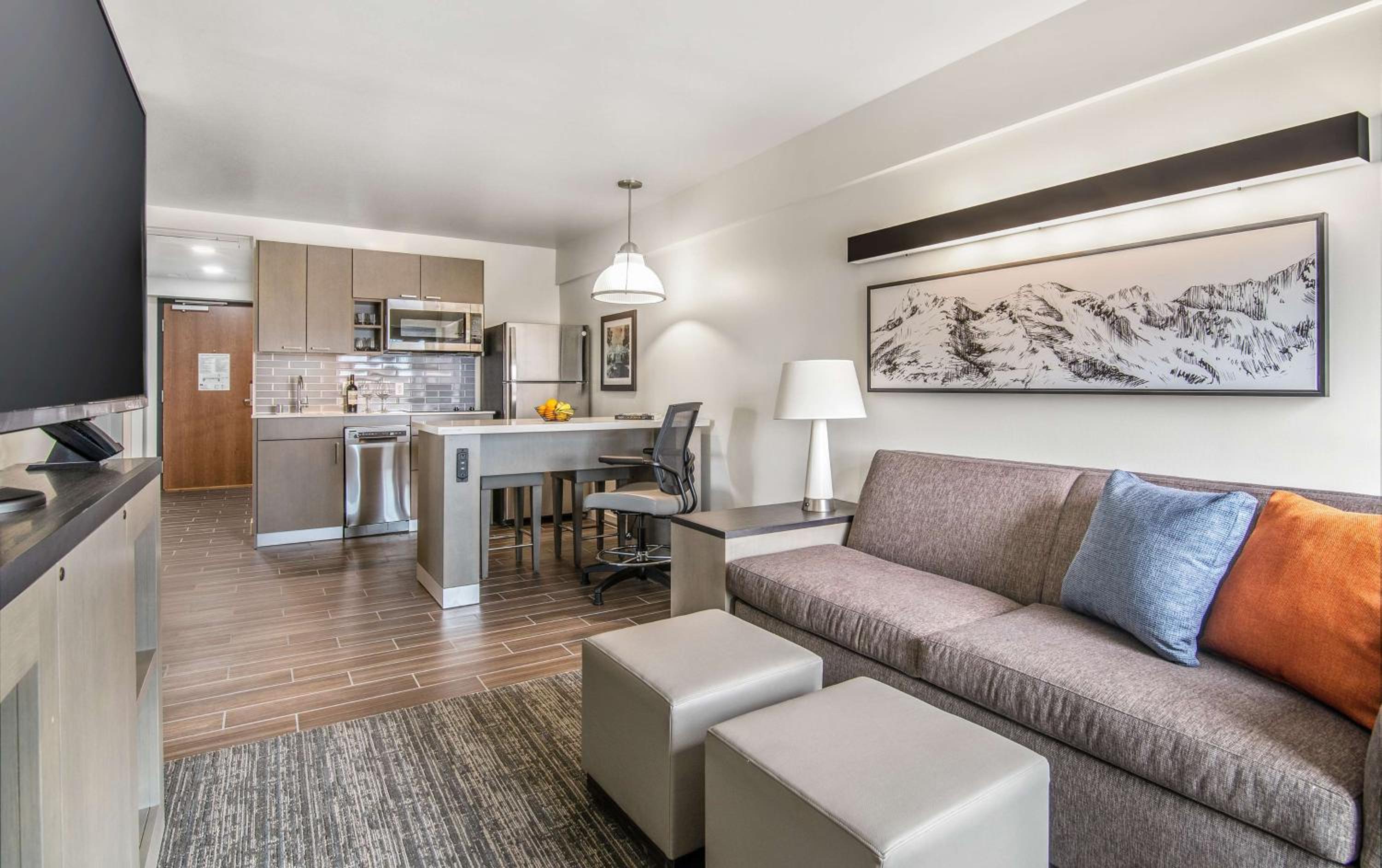 One-Bedroom King Suite with Sofa Bed and Kitchen - Photo 1