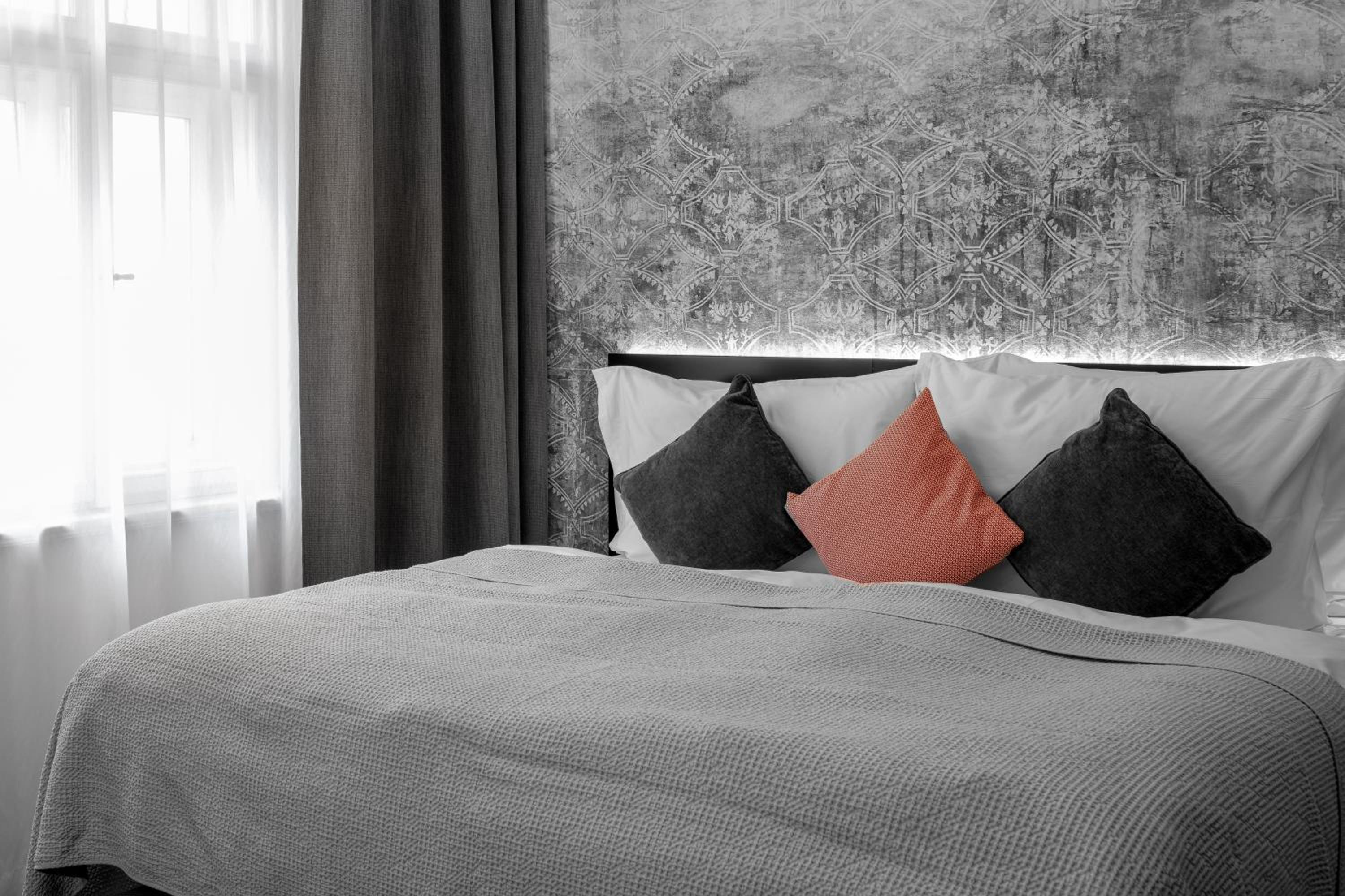 Available room