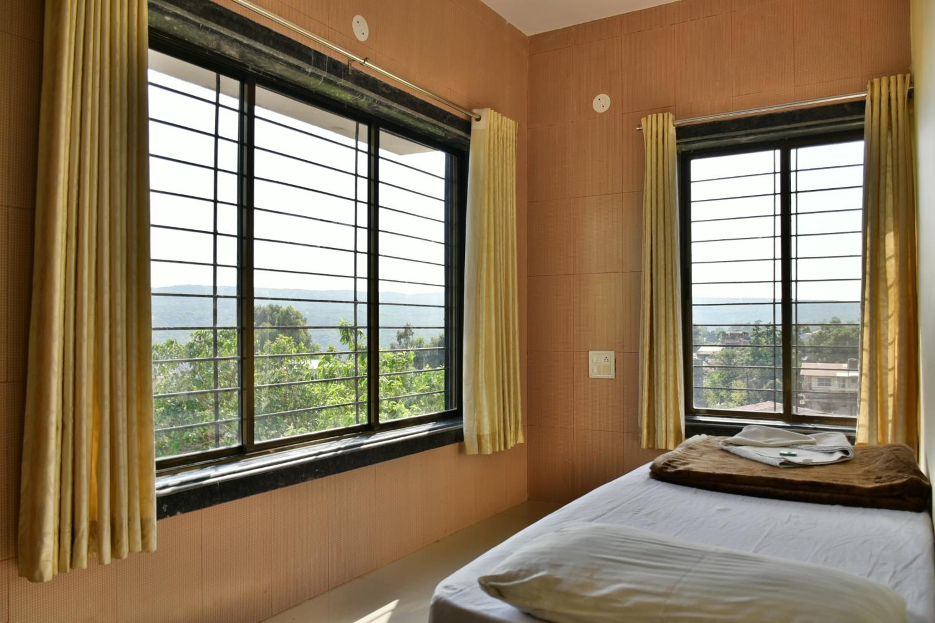 Deluxe Triple Room - Photo 2