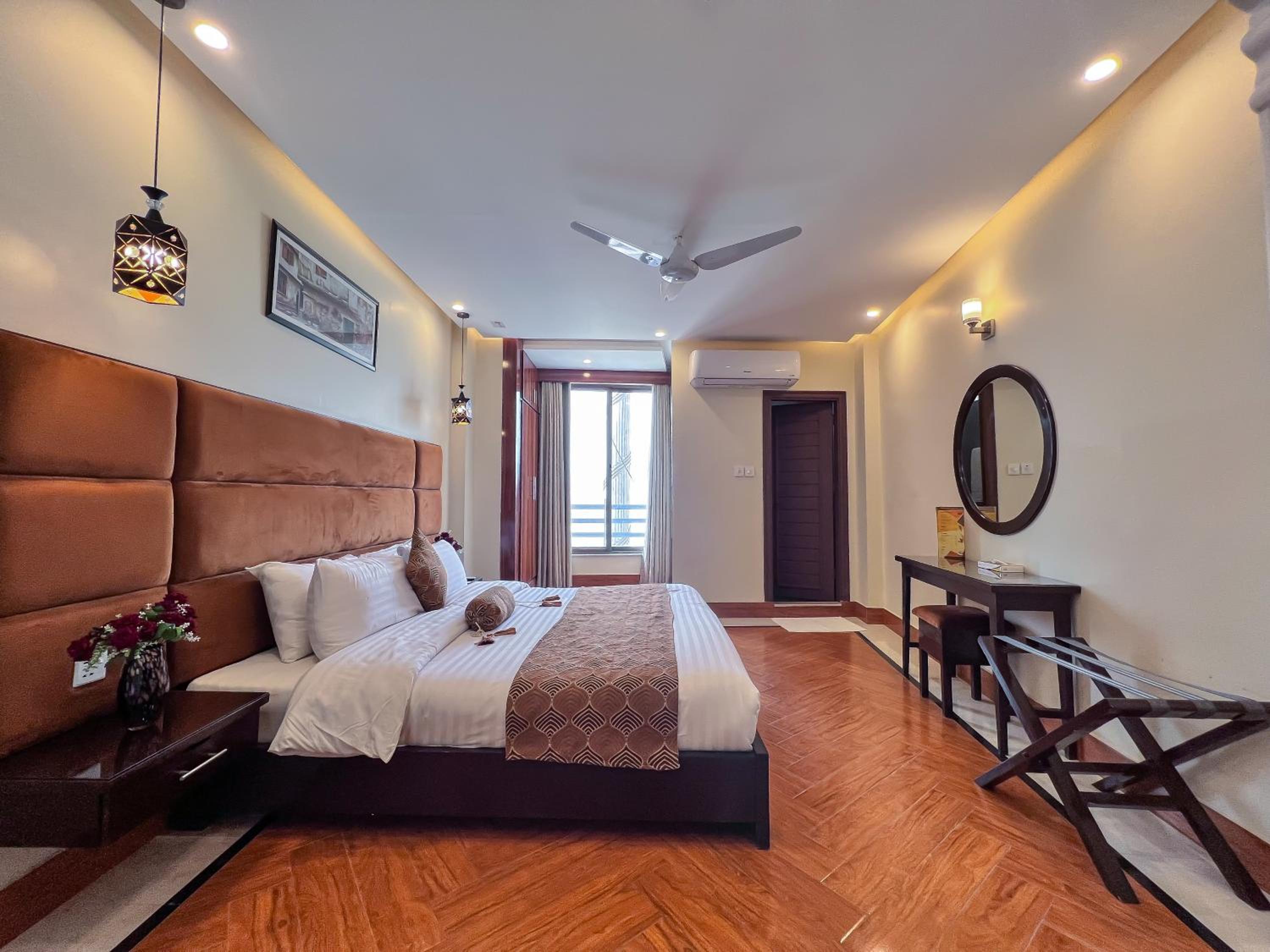 Deluxe Double Room with Balcony