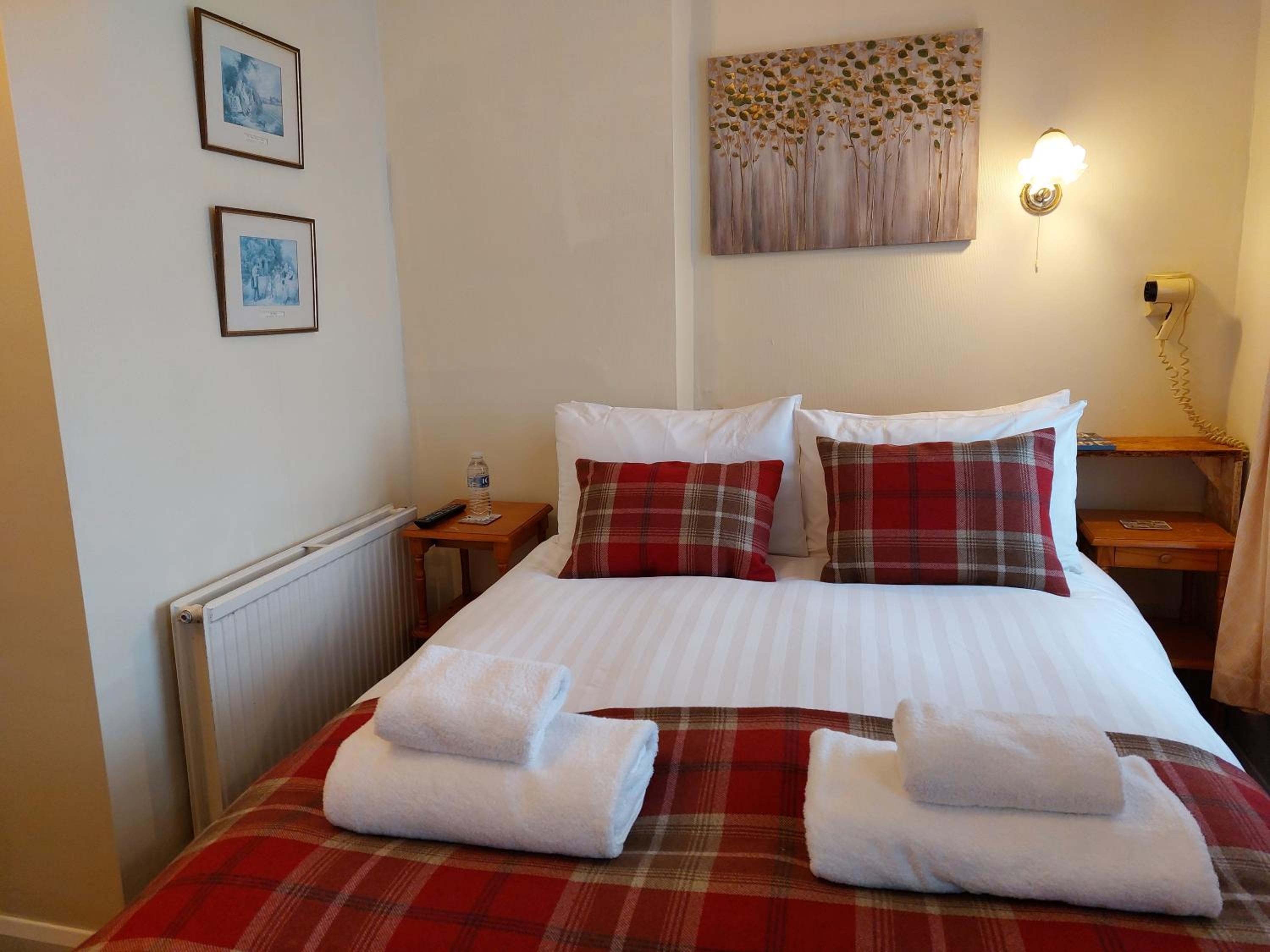 Double Room with Private Bathroom