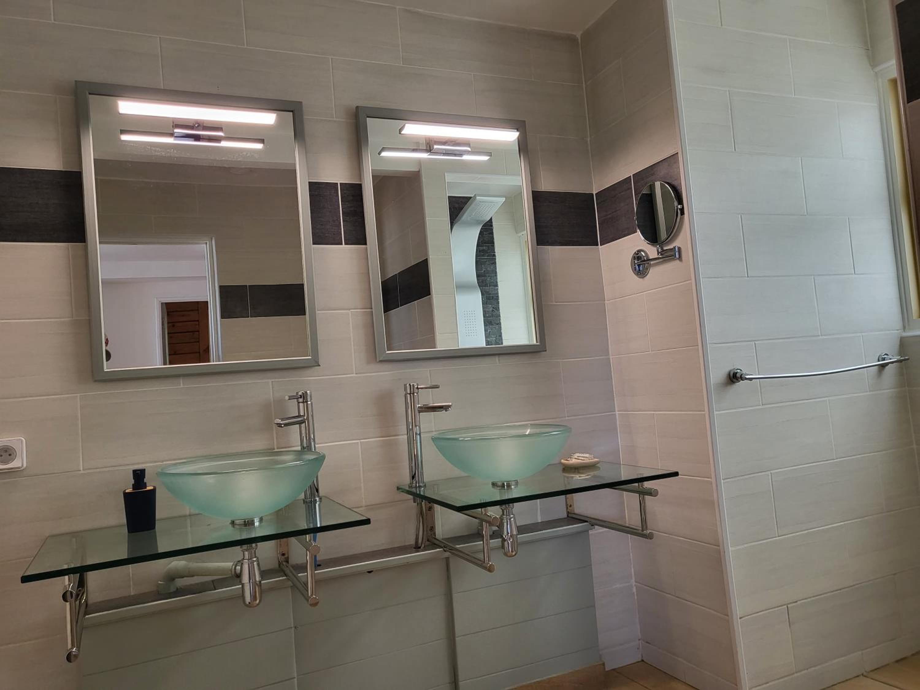 Suite with Private Pool photo 3