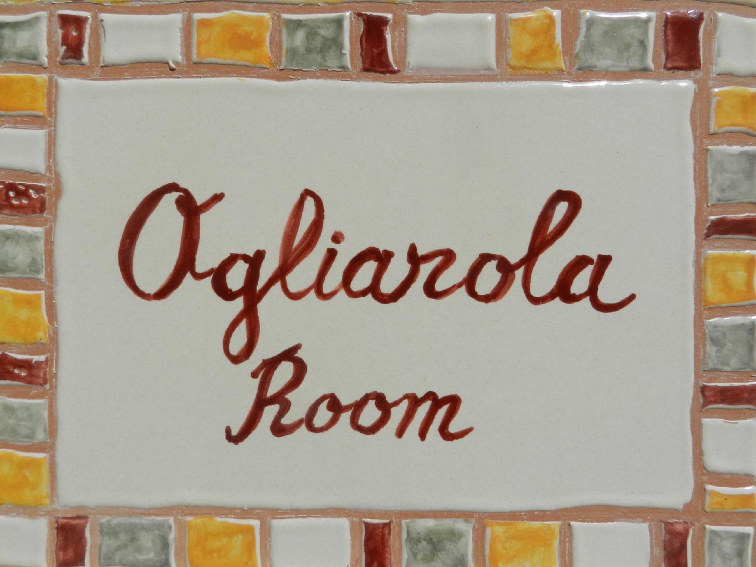 Triple Room with Private Bathroom photo 2