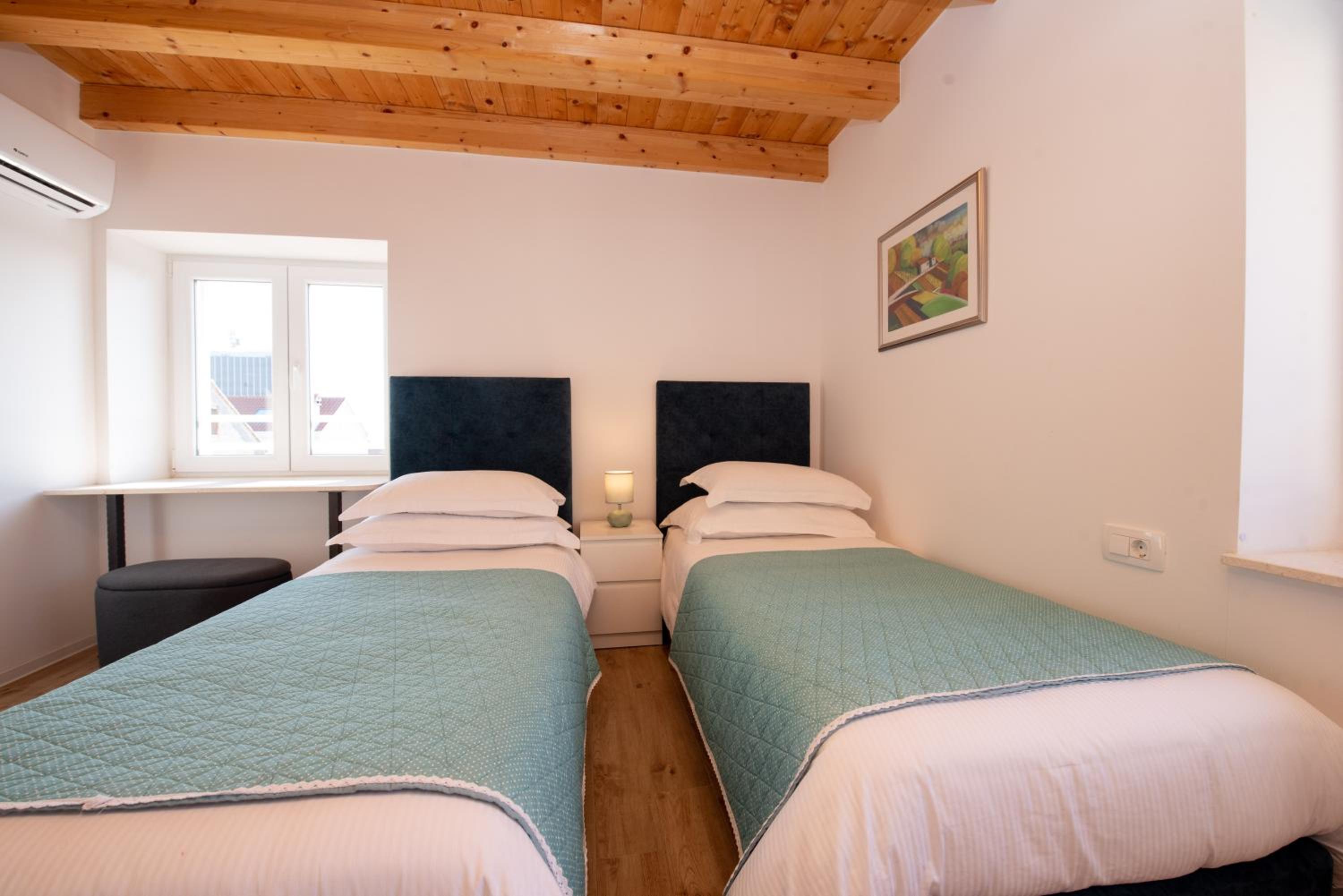 Deluxe Twin Room with Sea View