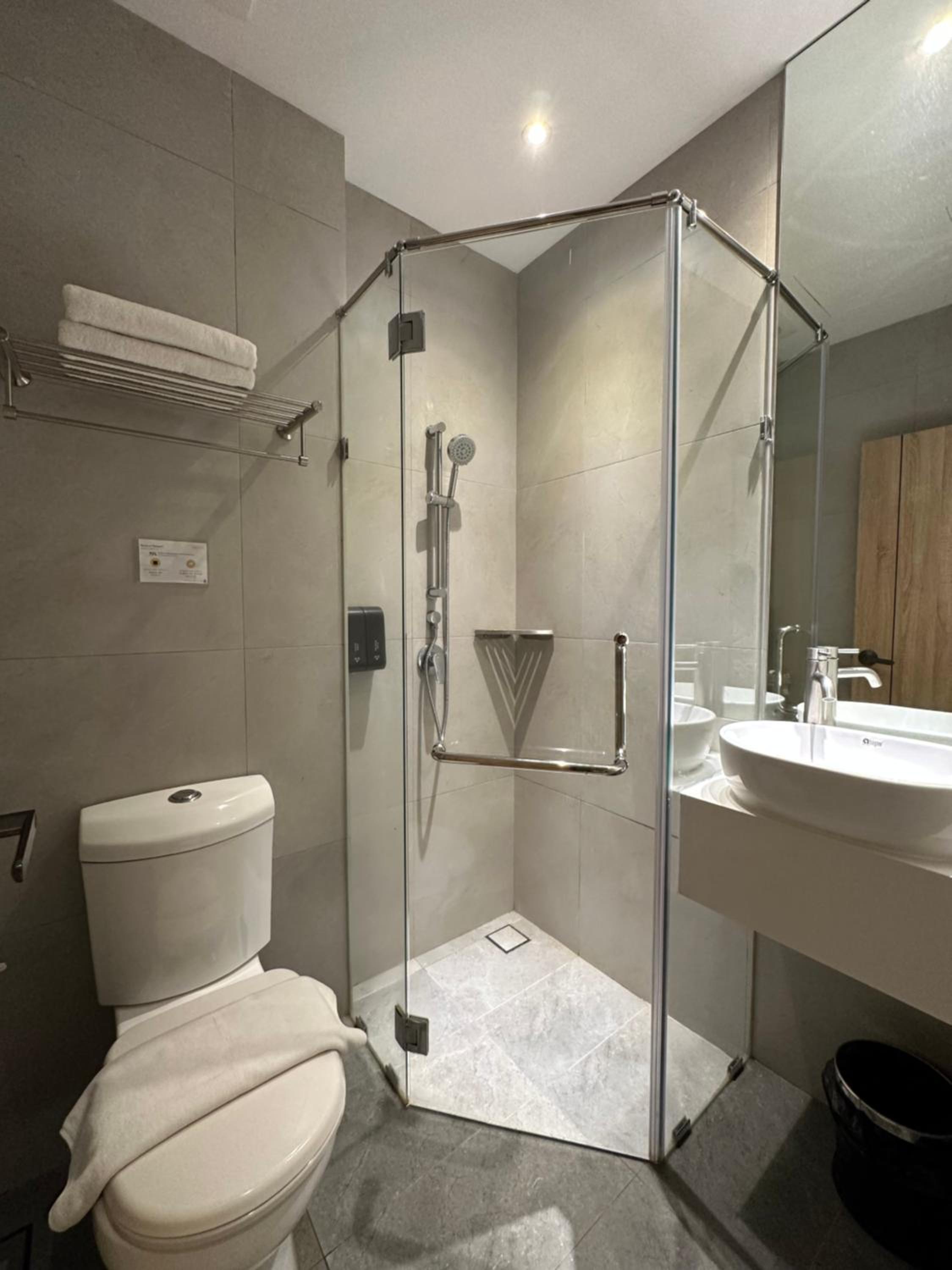Standard Double Room - Photo 4