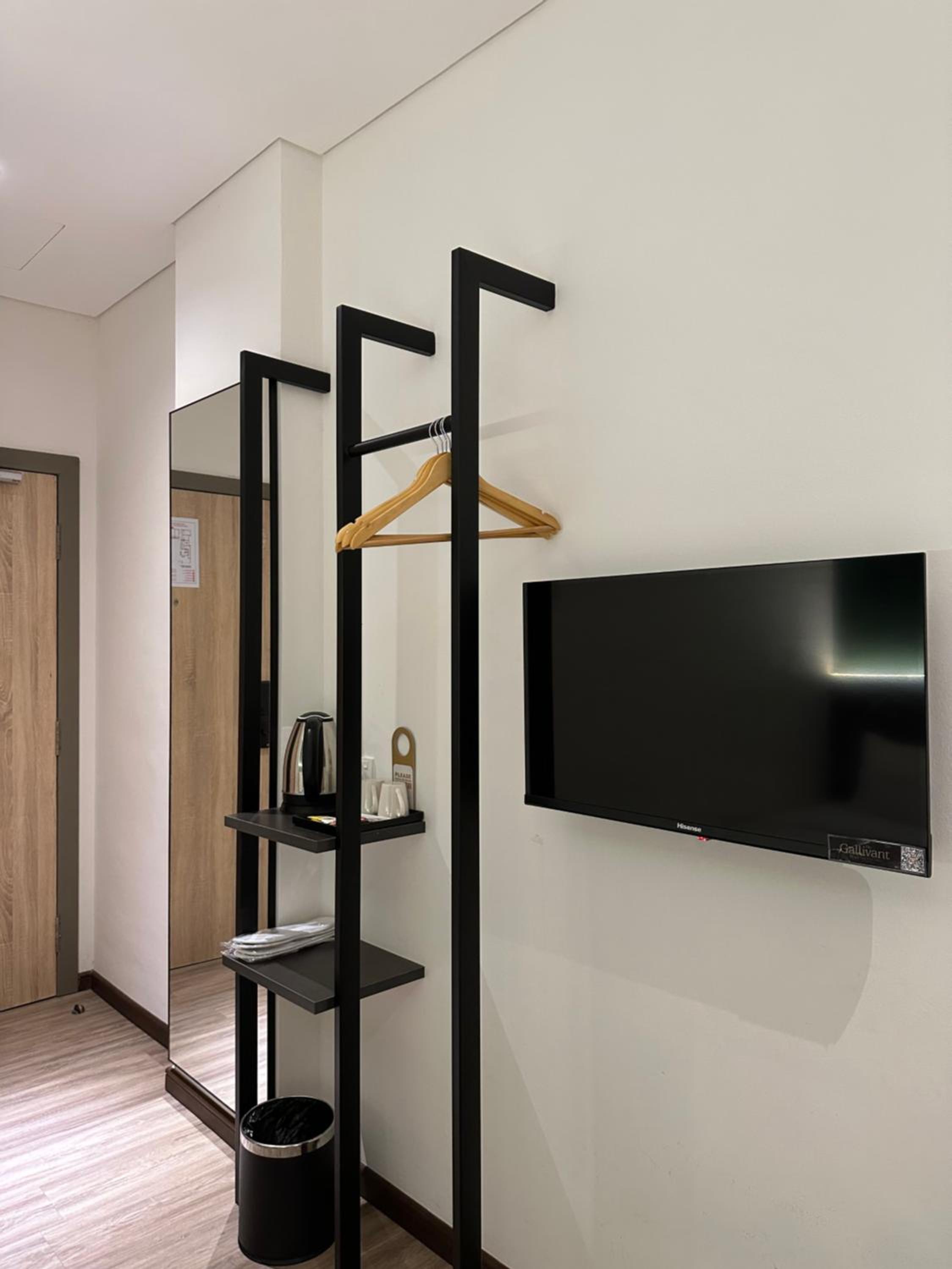 Standard Twin Room - Photo 7