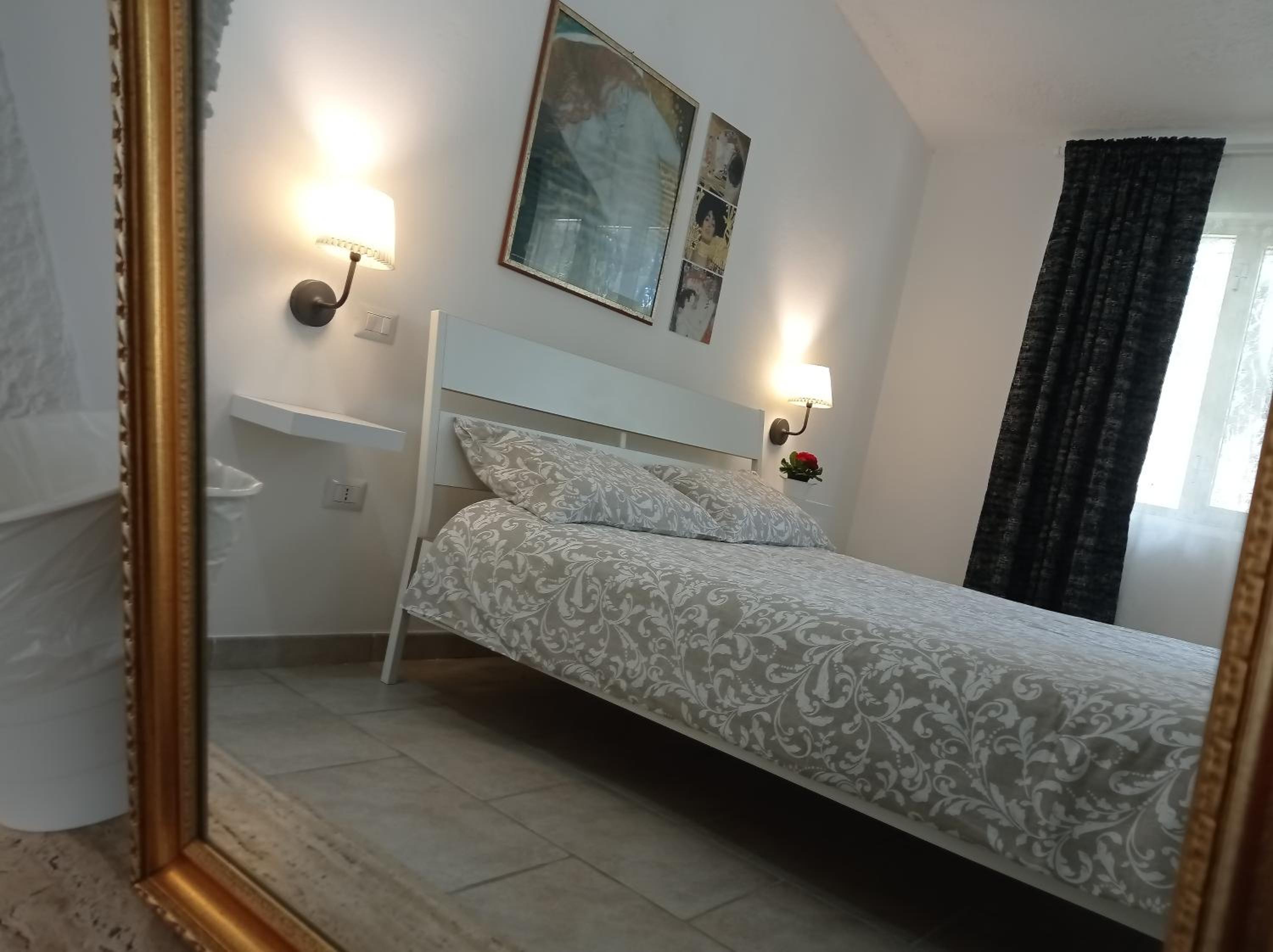Standard Triple Room - Photo 15