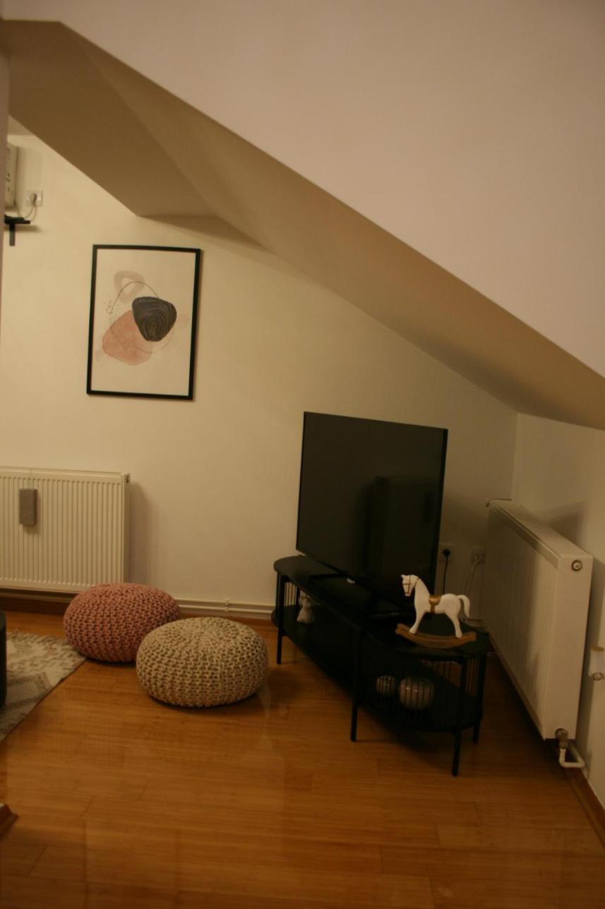 Apartment with Garden View photo 2