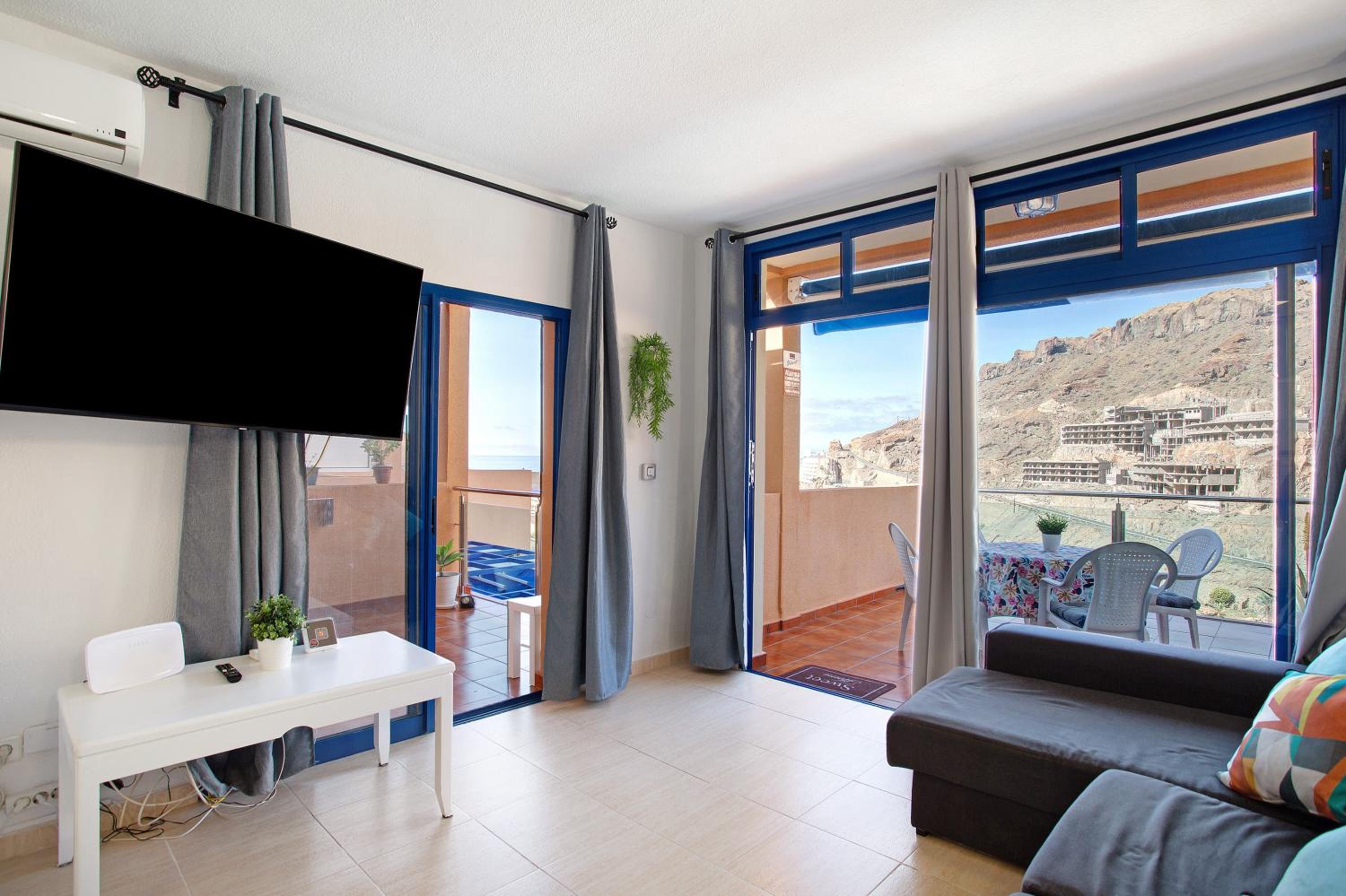 Superior Apartment with City View photo 3
