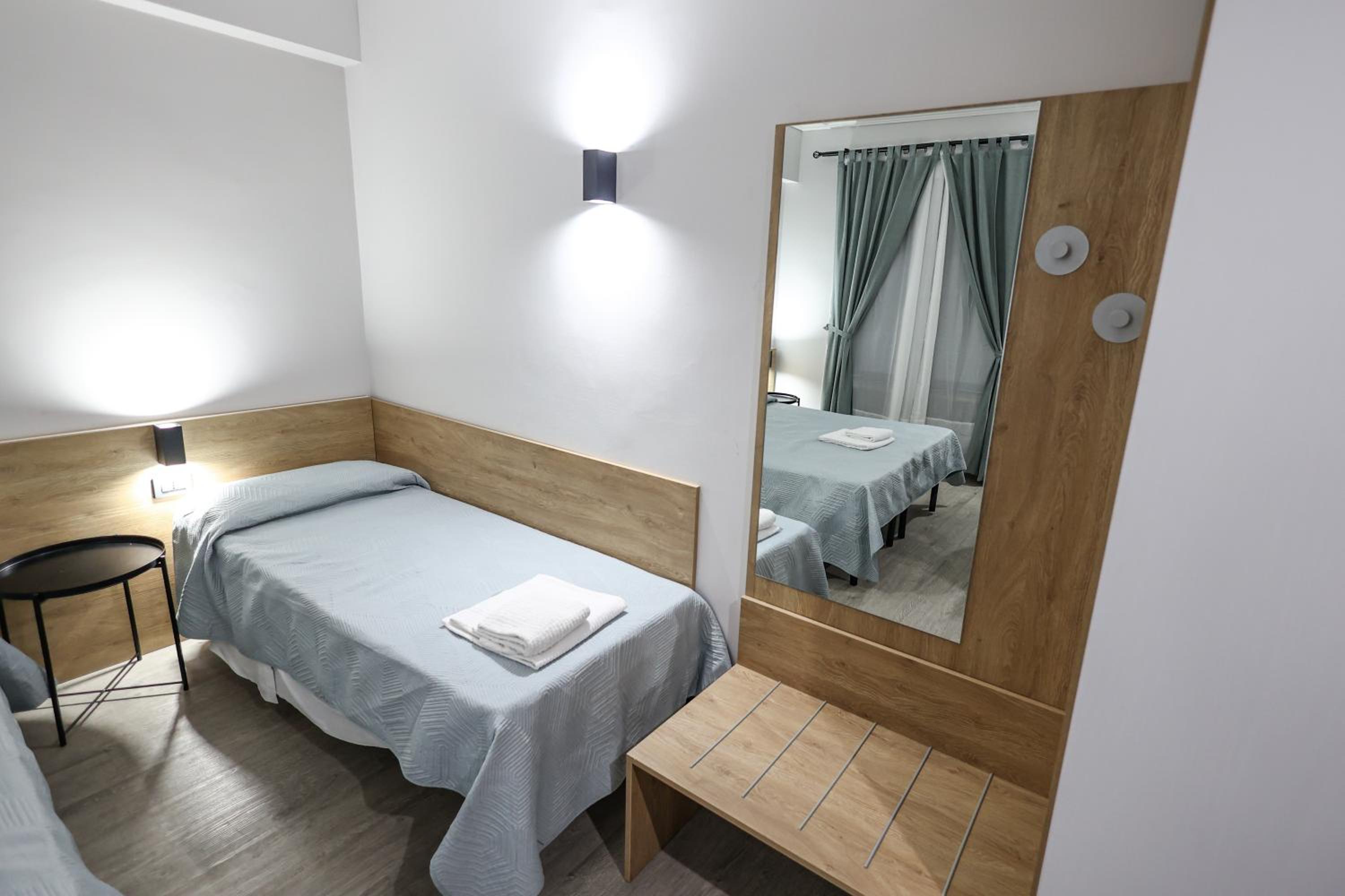 Twin Room with Private Bathroom