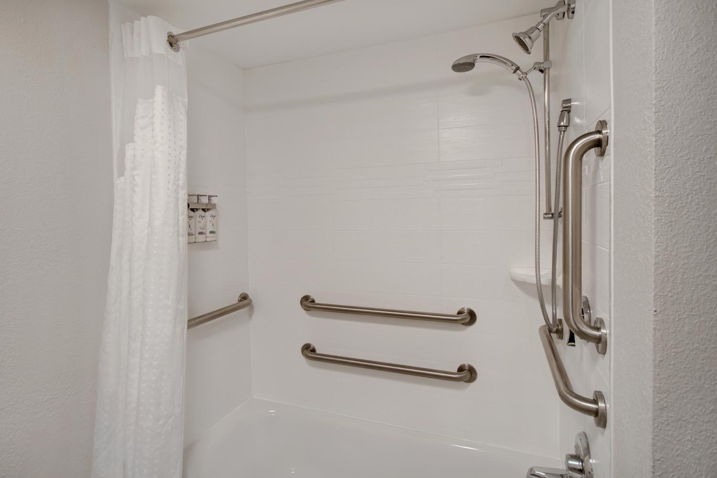 King Room - Mobility Access/Hearing Accessible - Photo 16