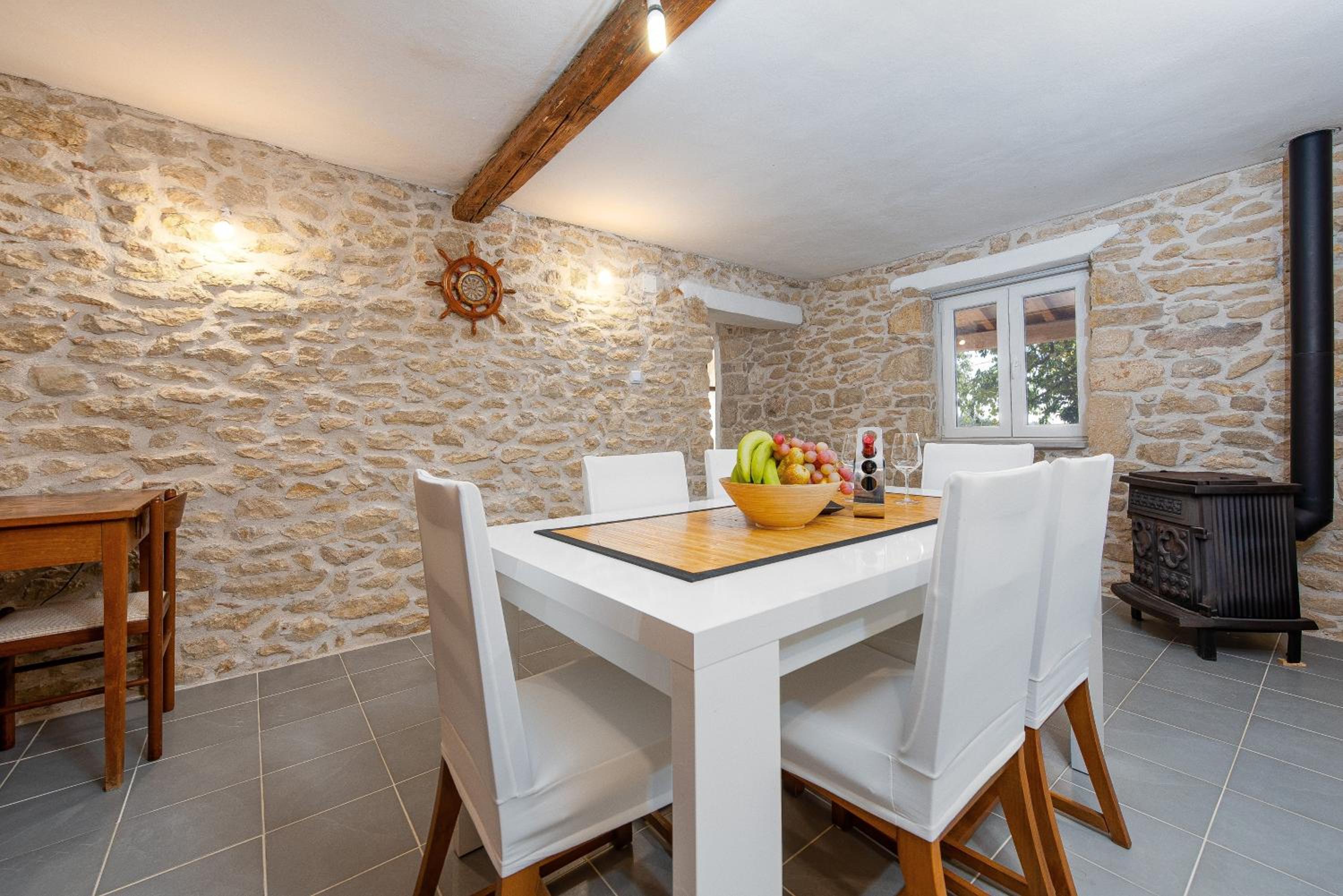 Three Bedroom holiday home  photo 2