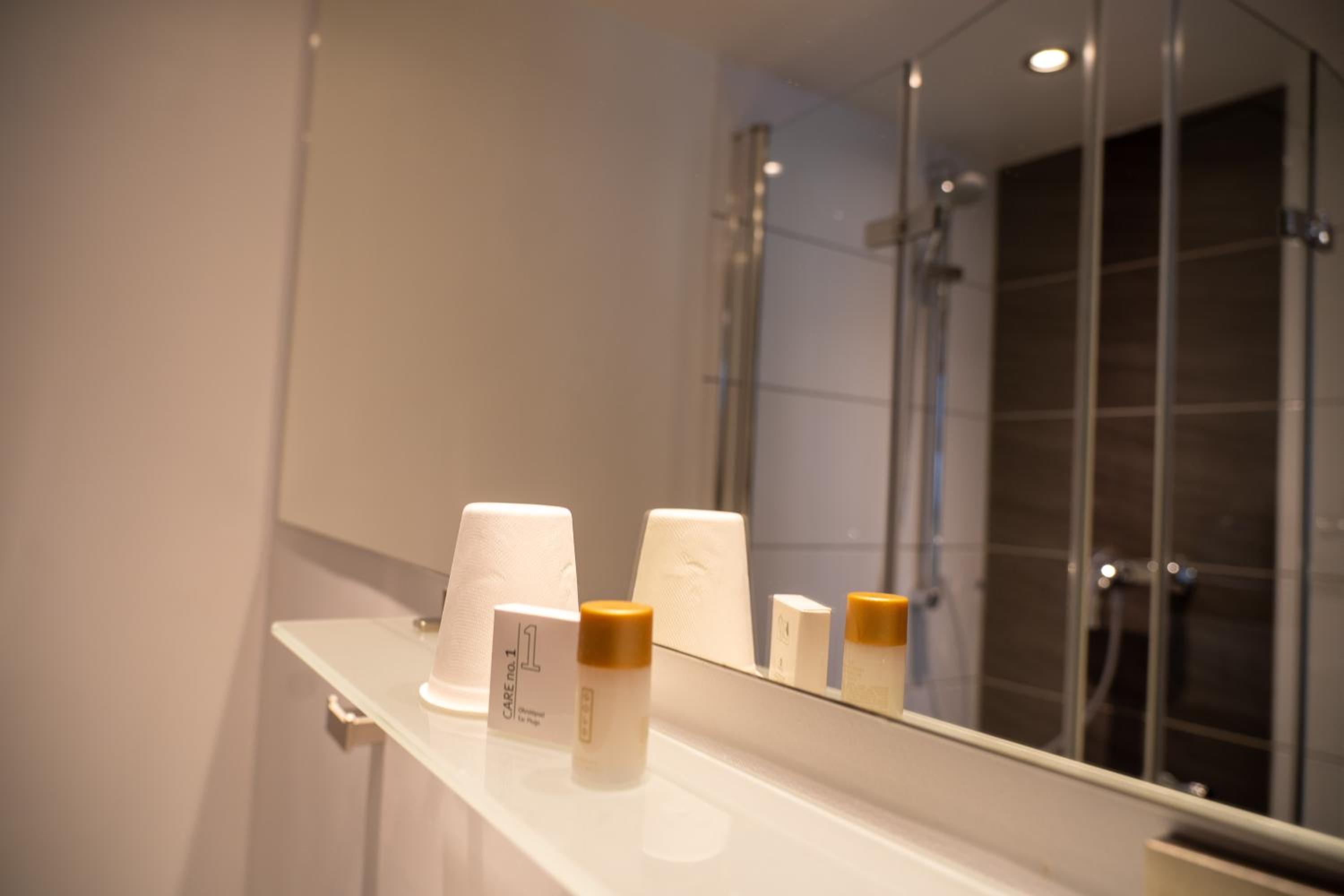 Single Room photo 3