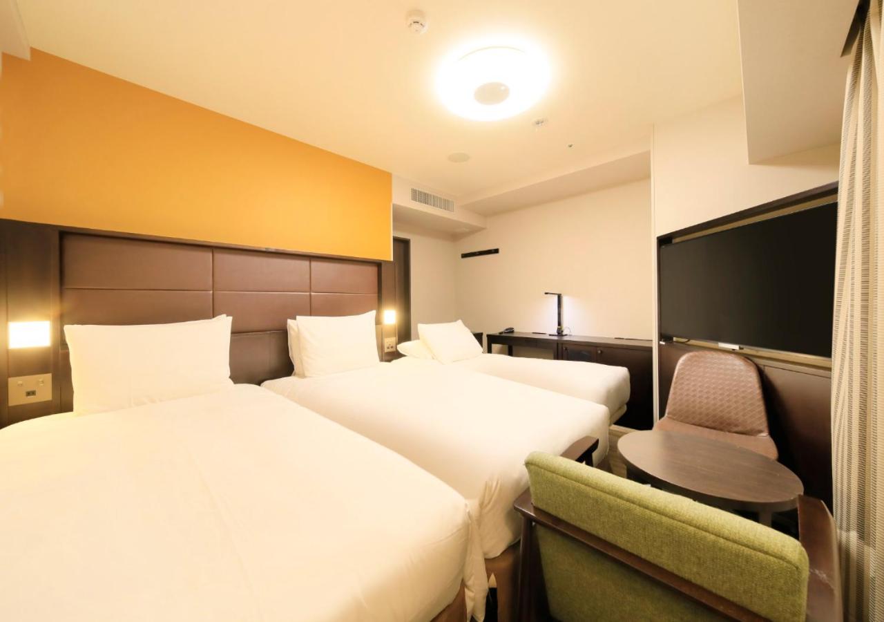 Superior Twin Room with Extra Bed - Non-Smoking photo 3