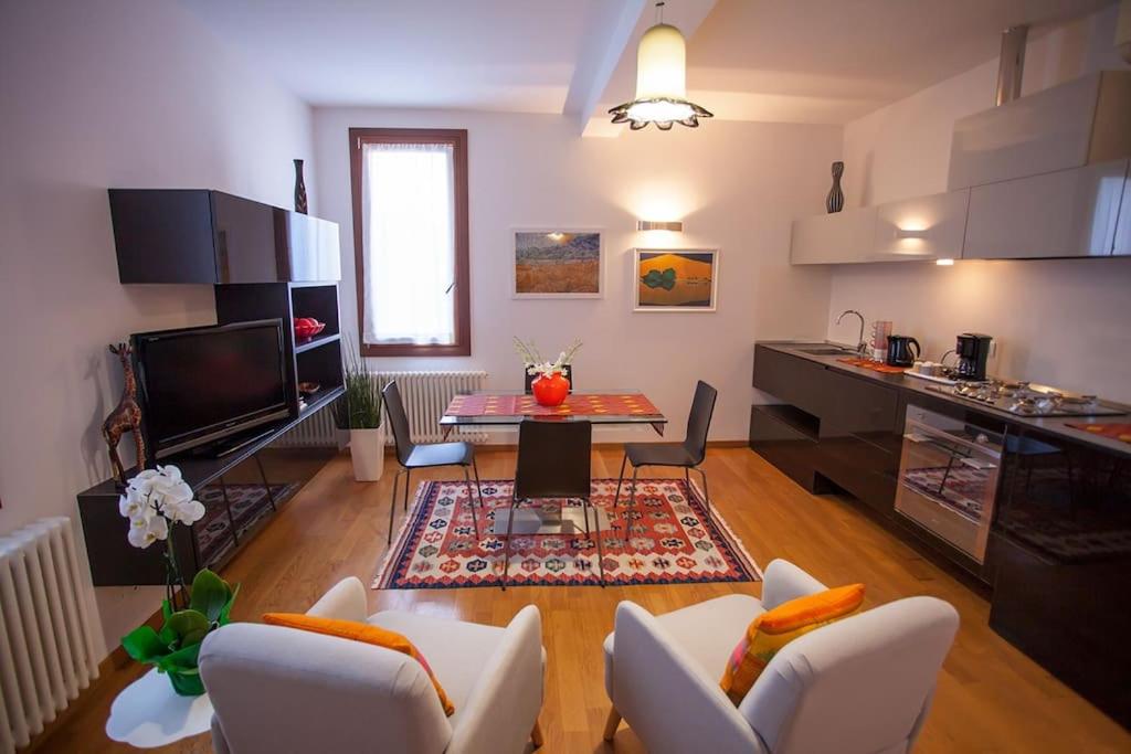 Two-Bedroom Apartment photo 1