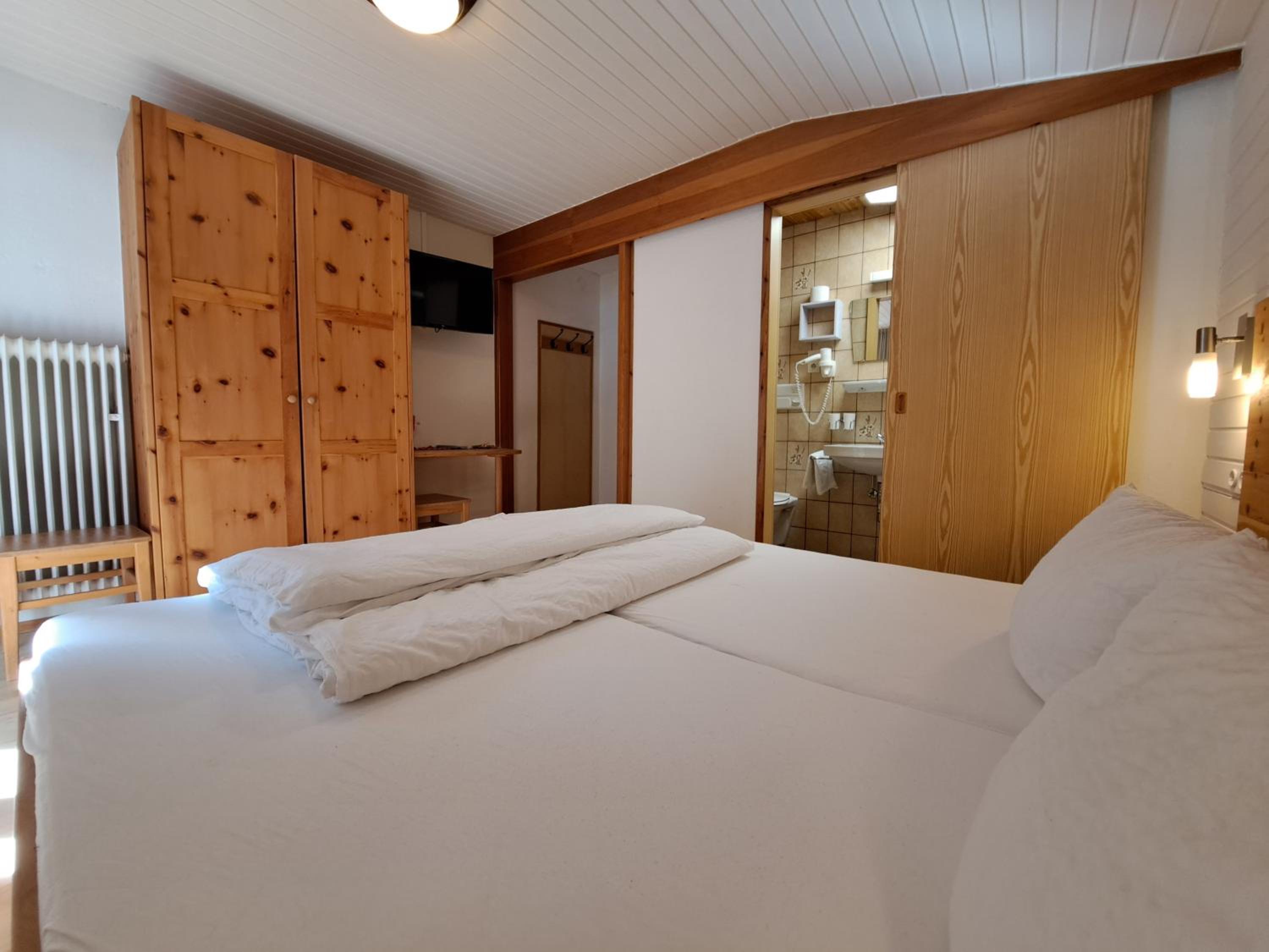 Double Room with Balcony photo 2