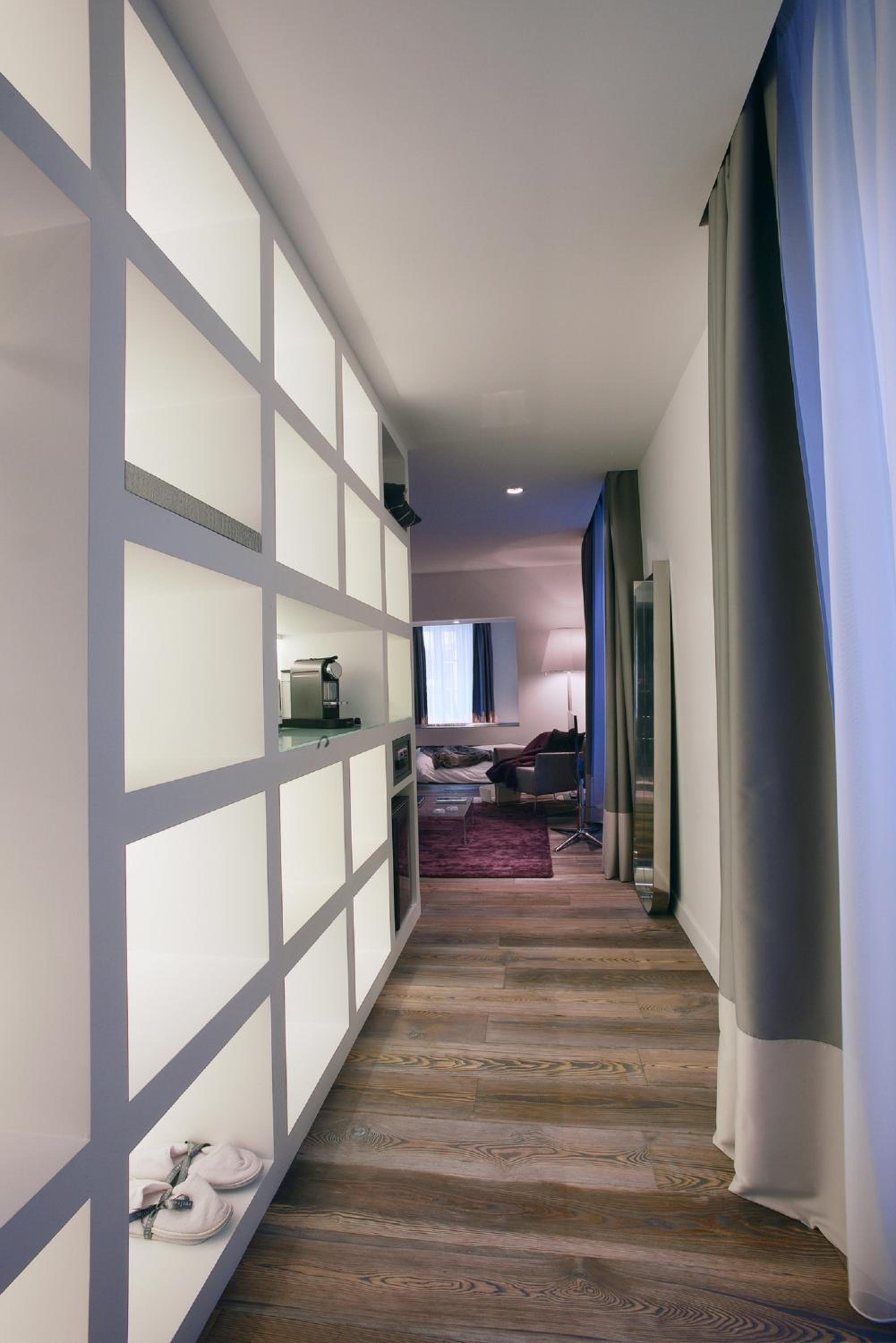 Deluxe Suite - Photo 2
