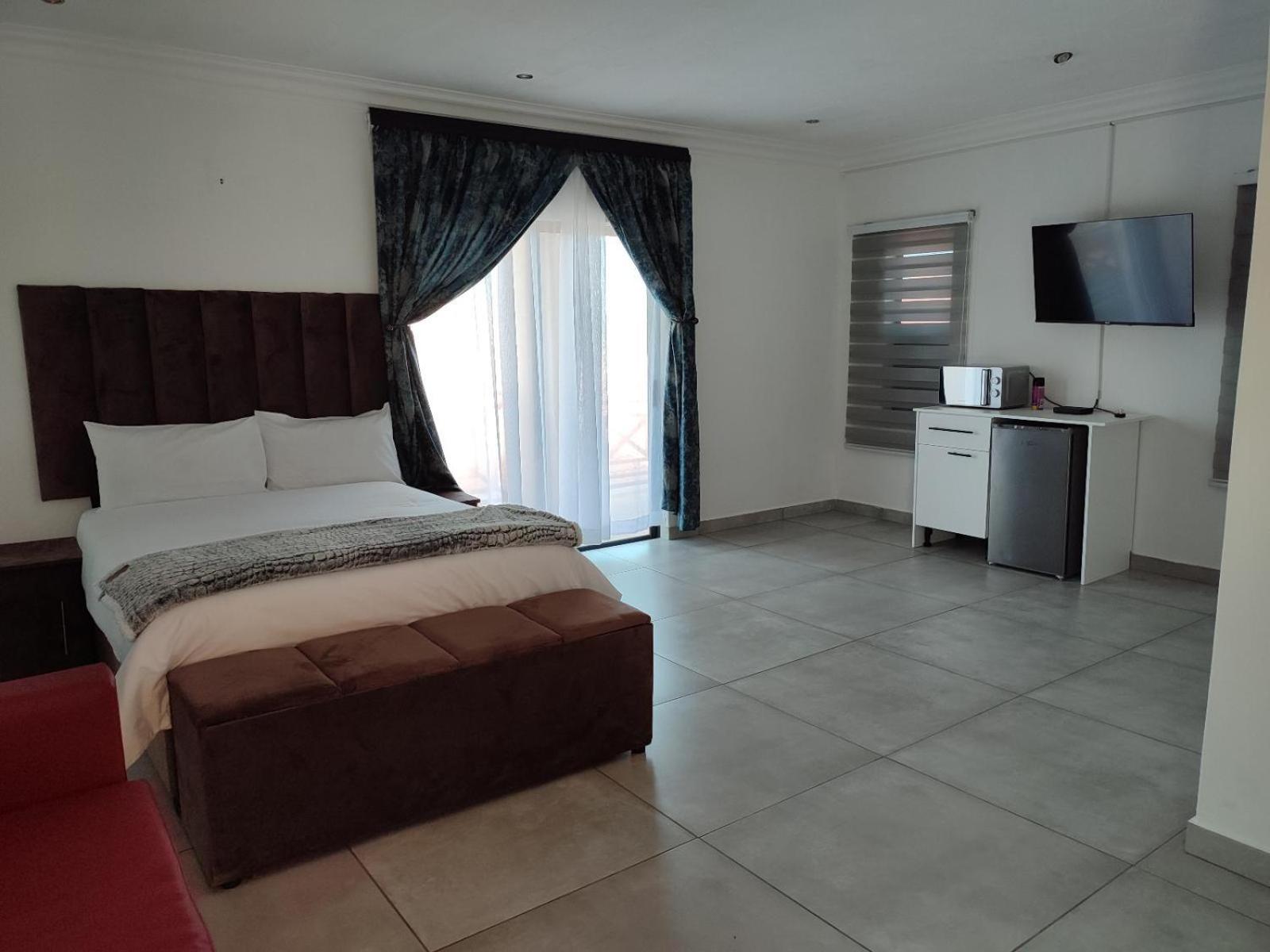 Standard Double Room photo 2