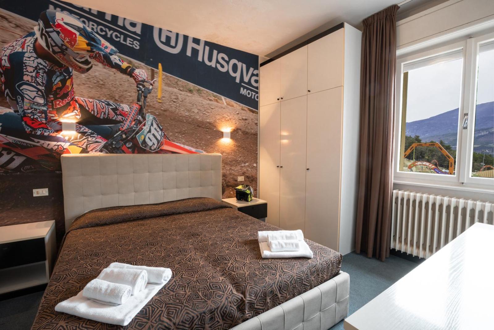 Double or Twin Room - Photo 7